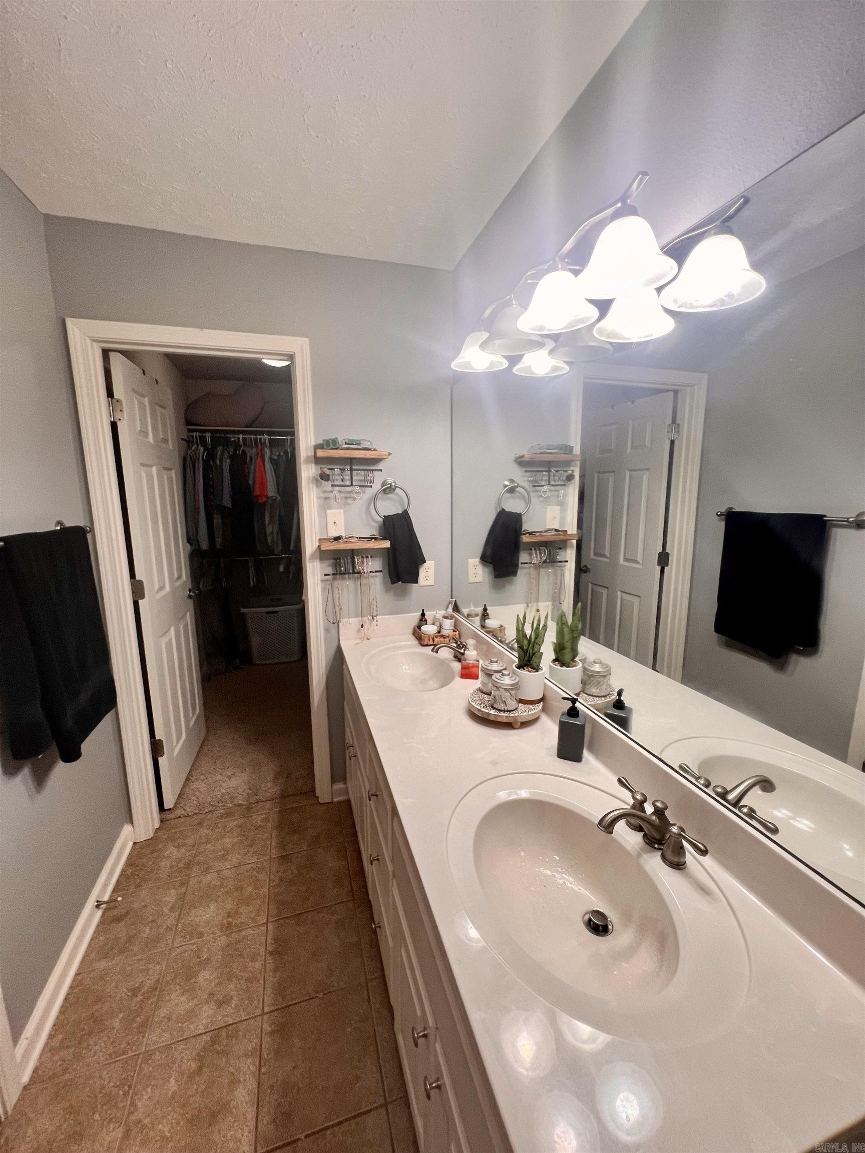 319 Weathering Lane