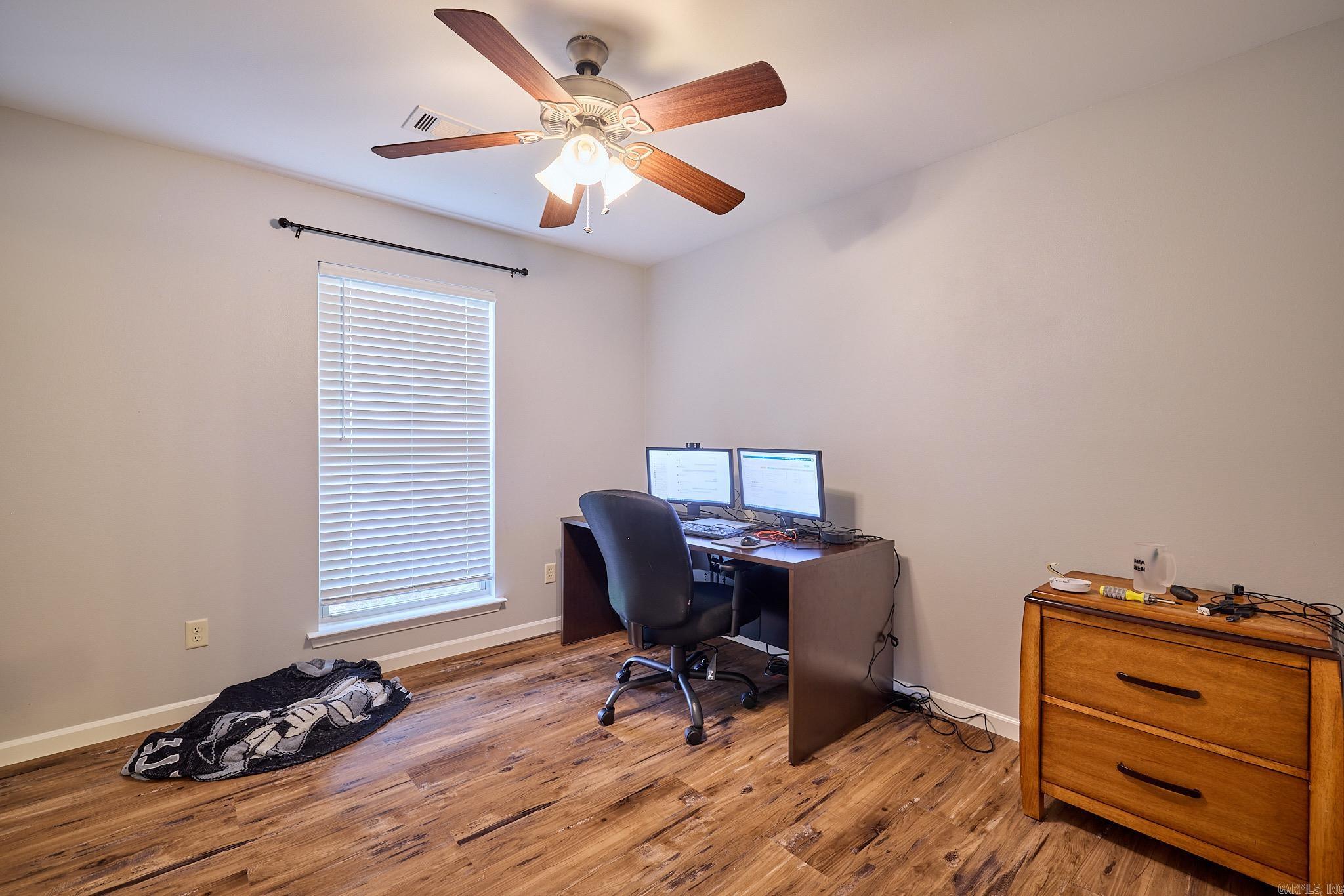 302 Queen Elizabeth Drive