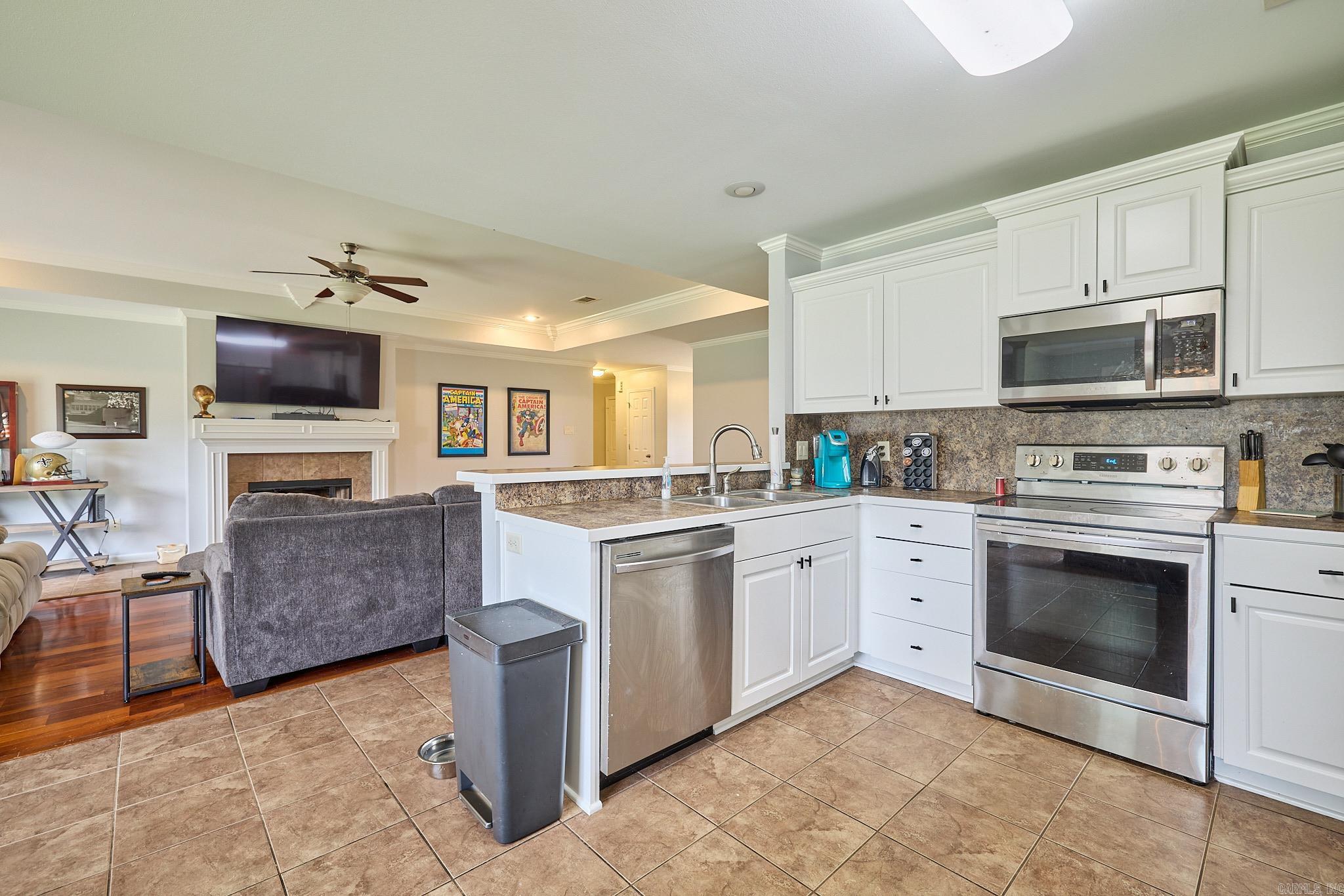 302 Queen Elizabeth Drive