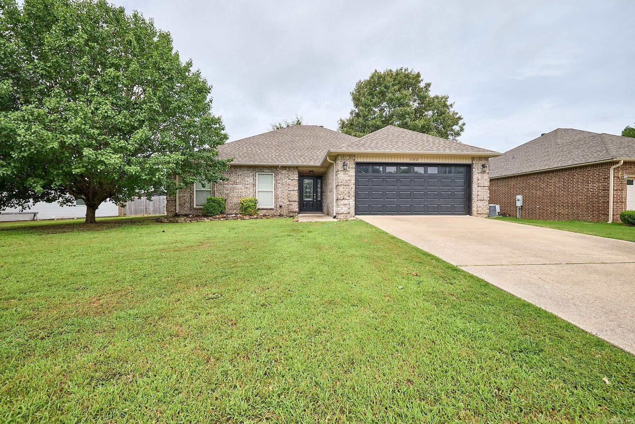 302 Queen Elizabeth Drive