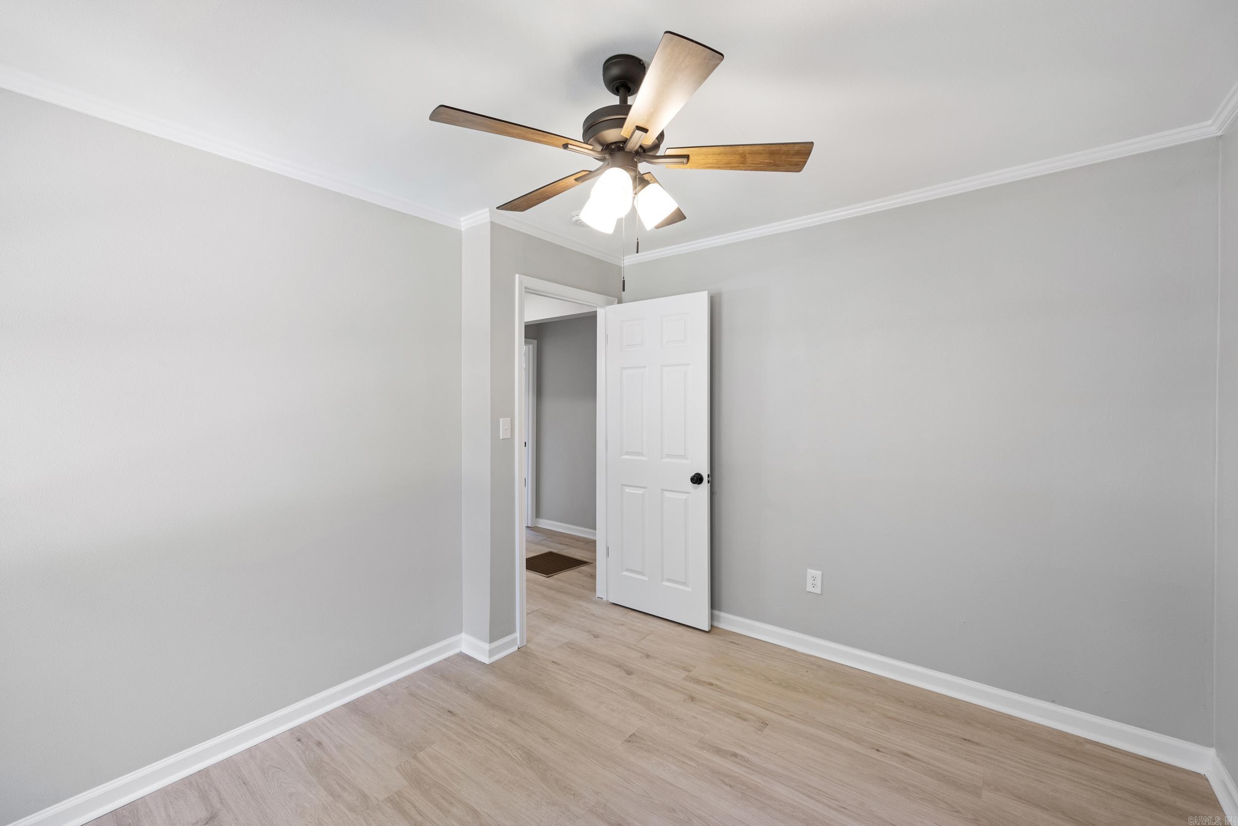 622 S Greenwich Ave