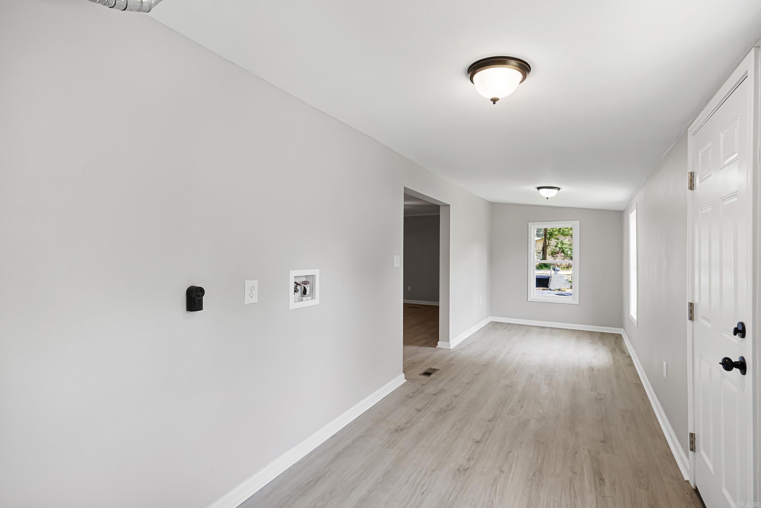 622 S Greenwich Ave