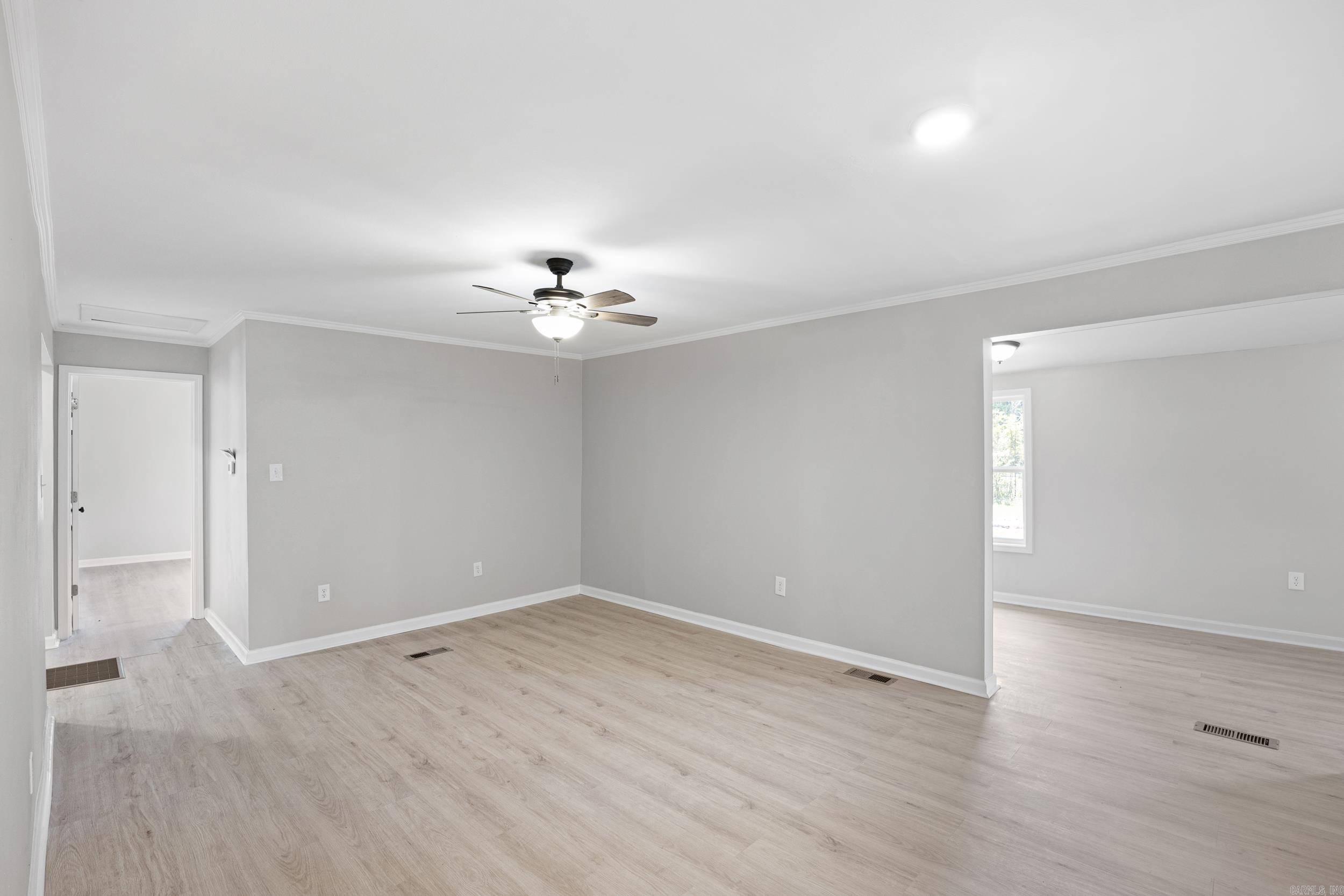 622 S Greenwich Ave