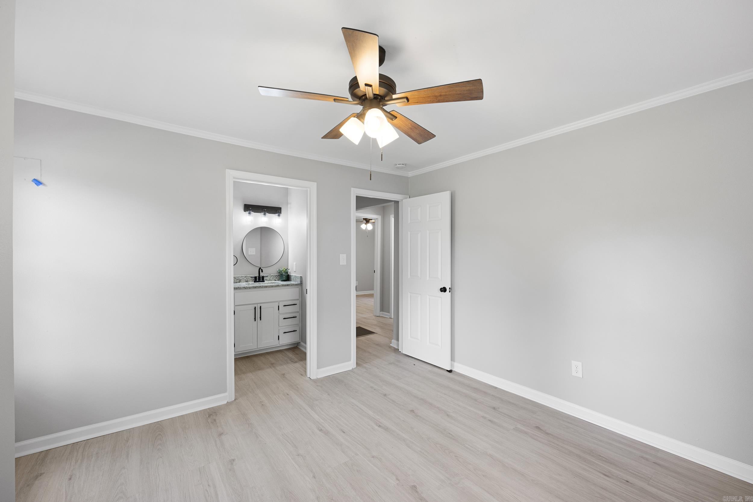 622 S Greenwich Ave