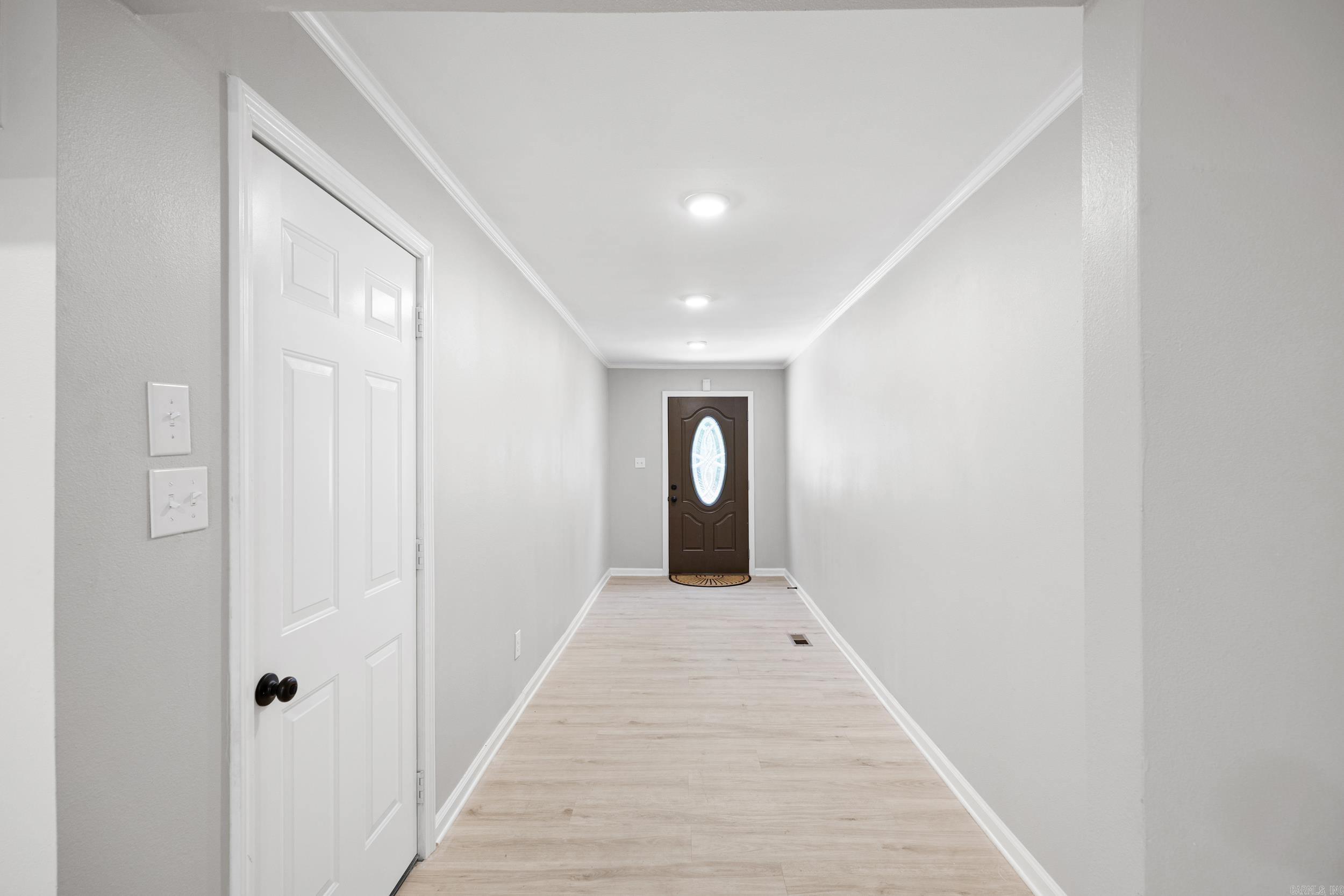 622 S Greenwich Ave
