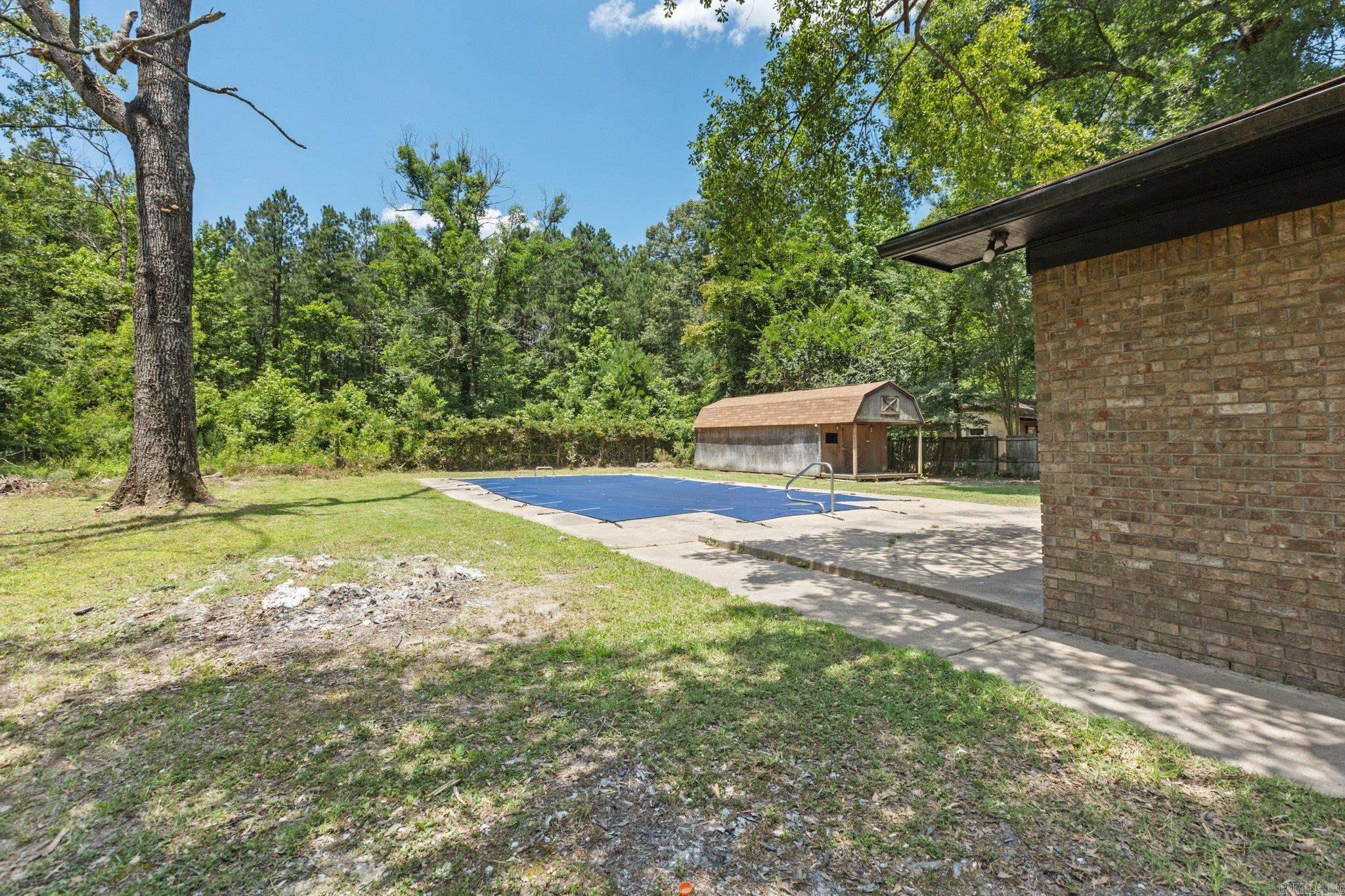 6704 W Pinewood Drive