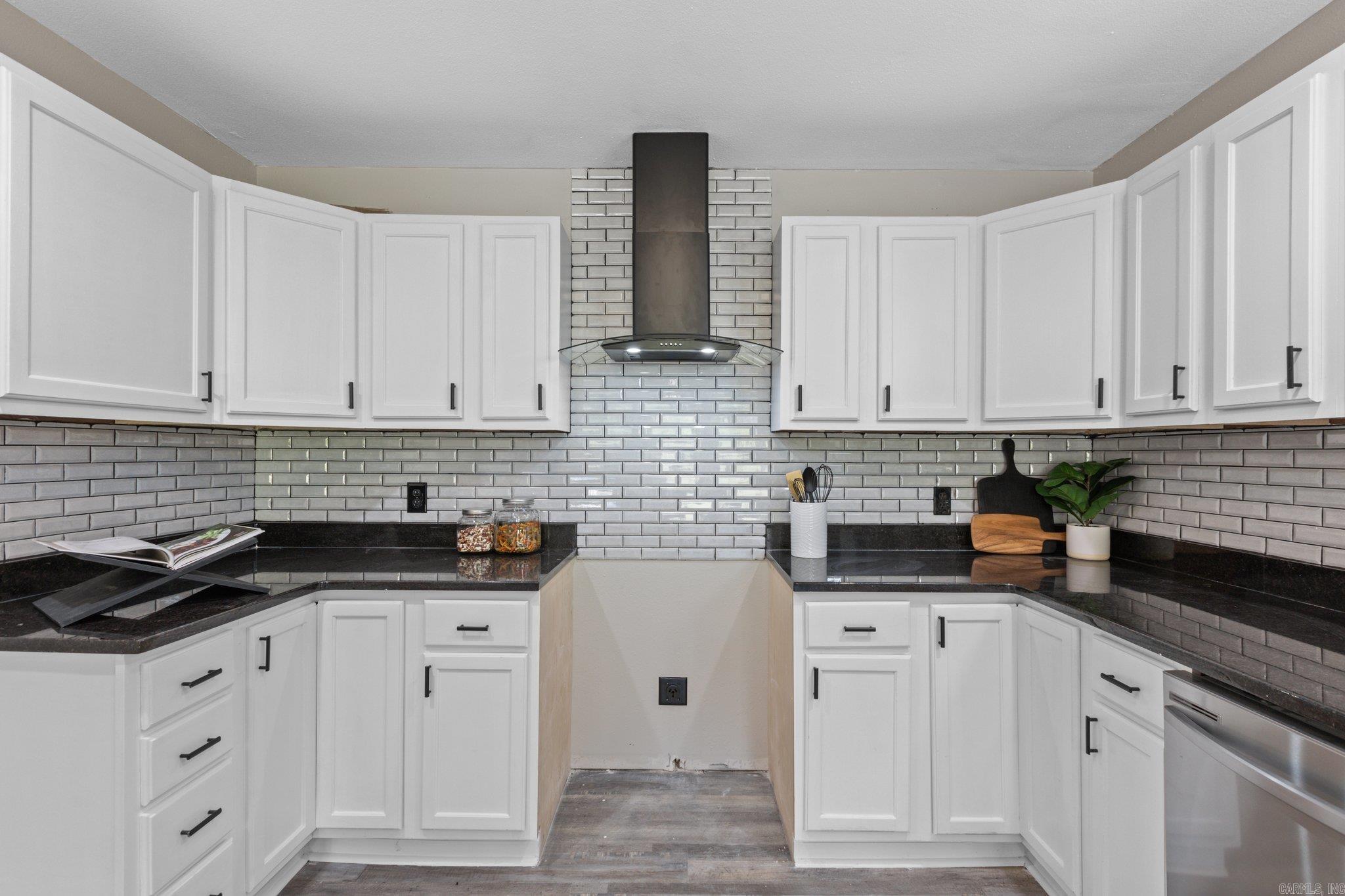 6704 W Pinewood Drive