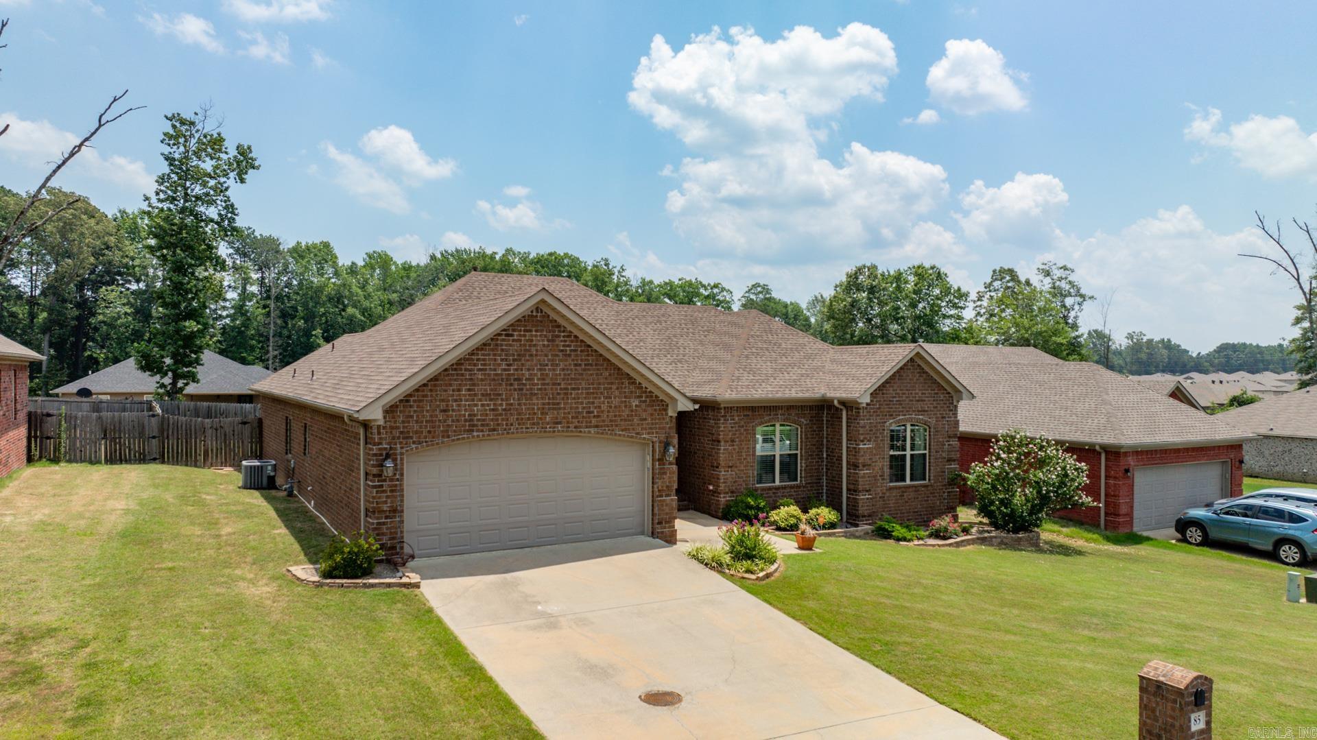 85 Cedar Creek Cove
