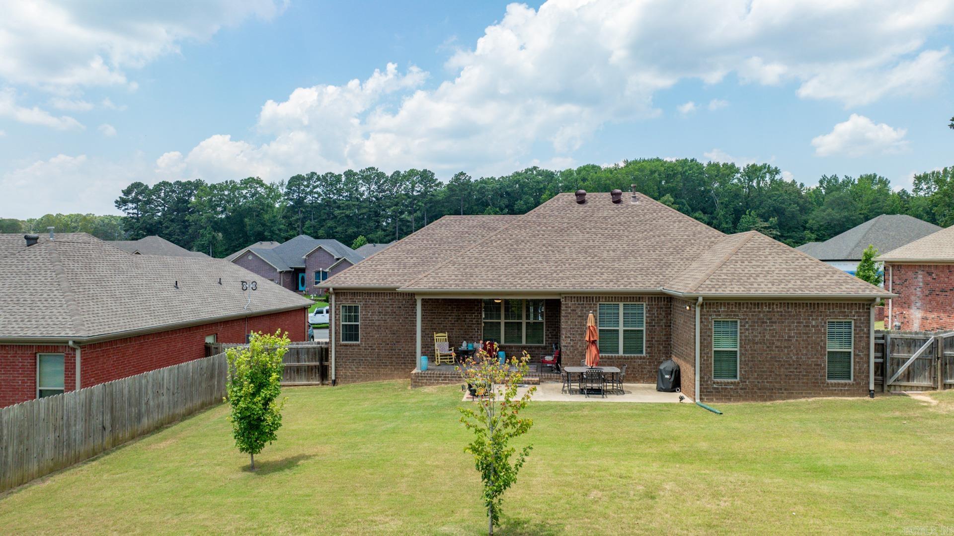 85 Cedar Creek Cove