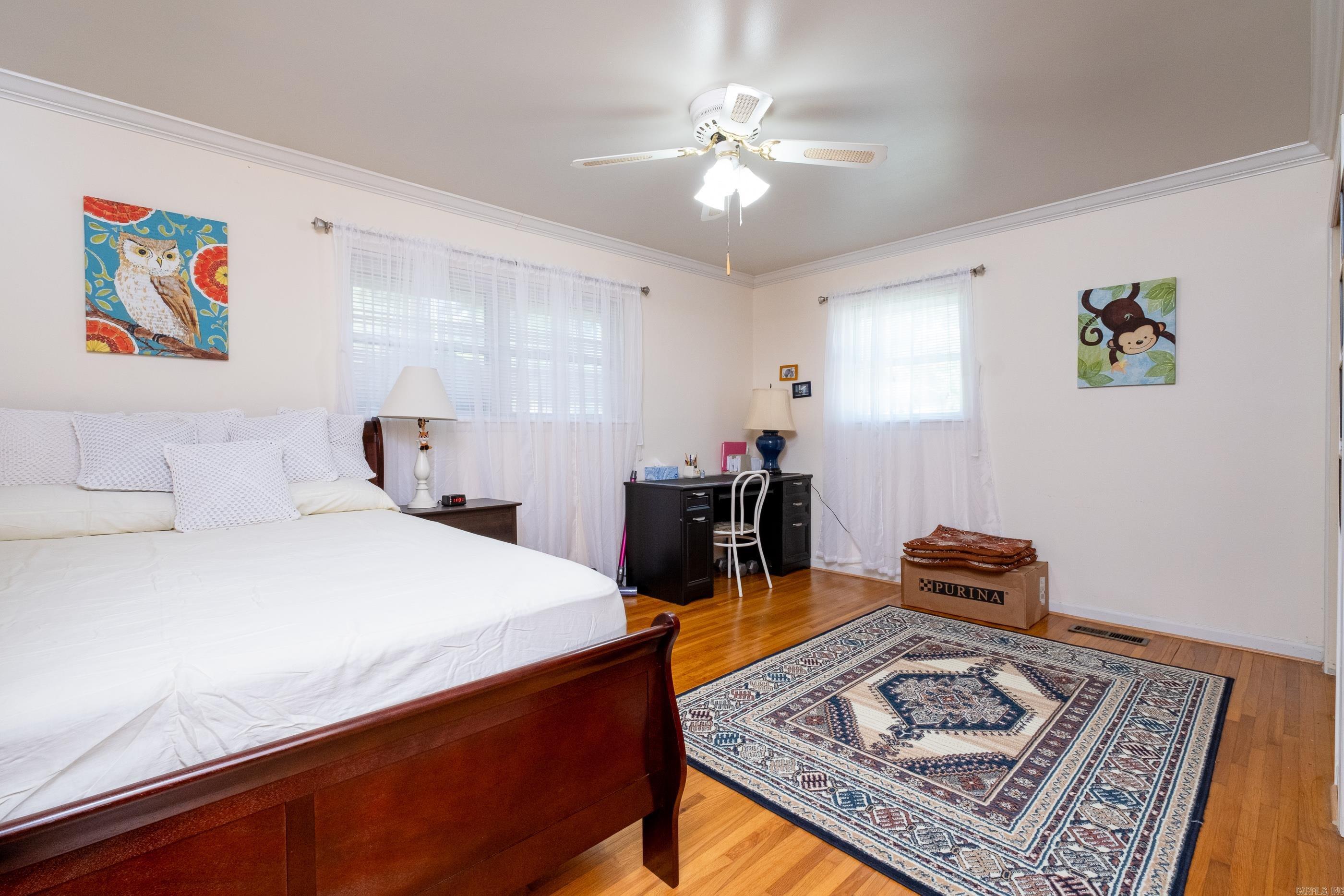 2 Oakhurst Drive