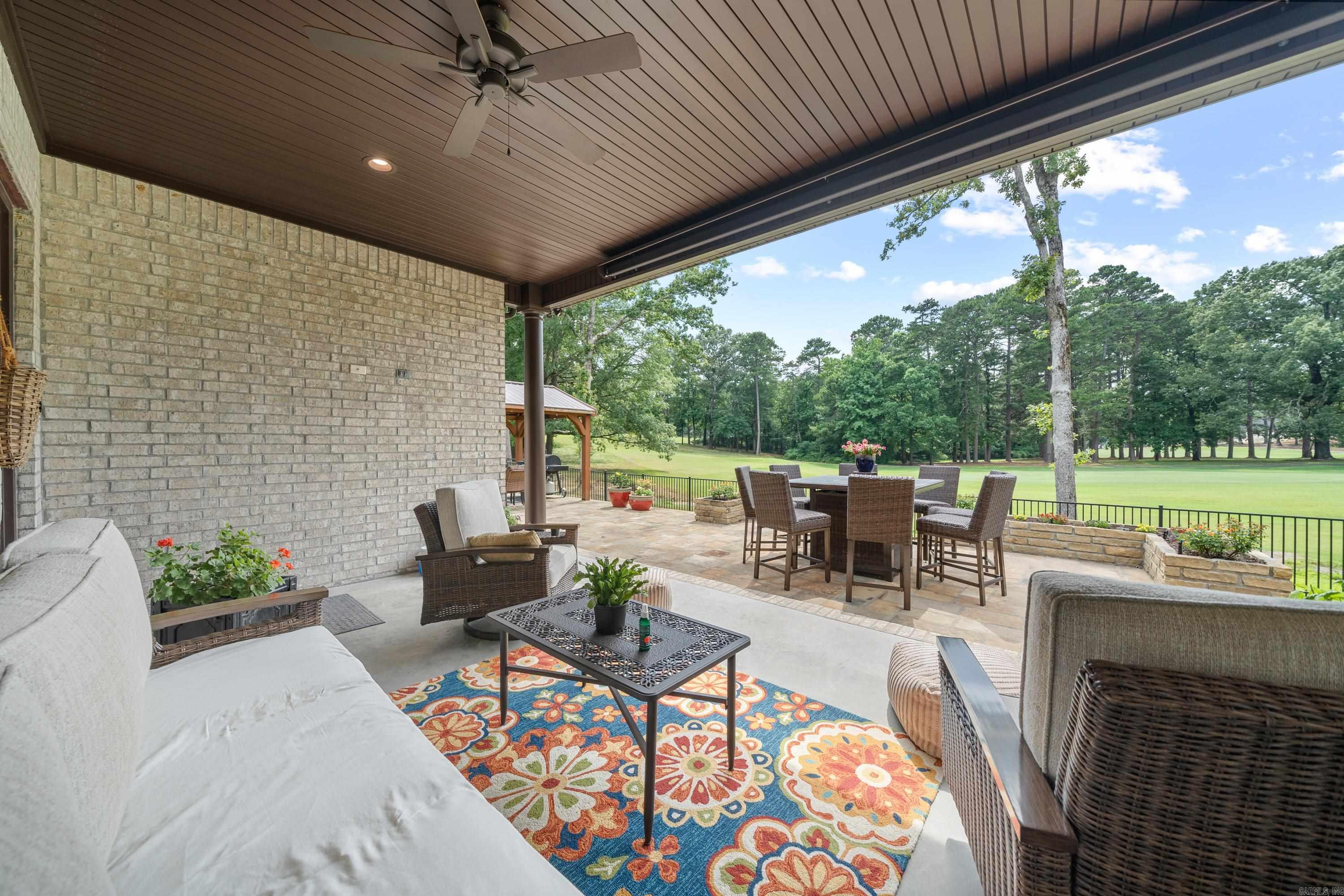 216 Arlington Park Terrace