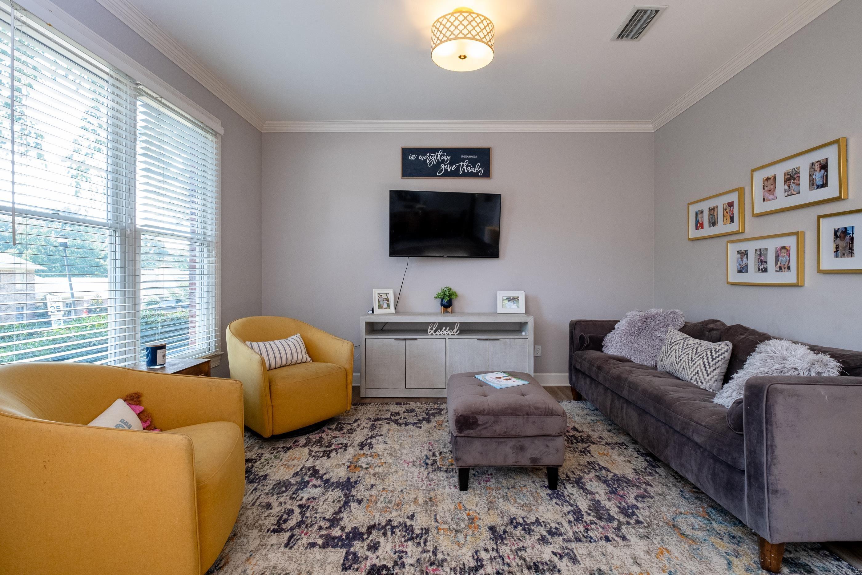 27 Lorian Drive