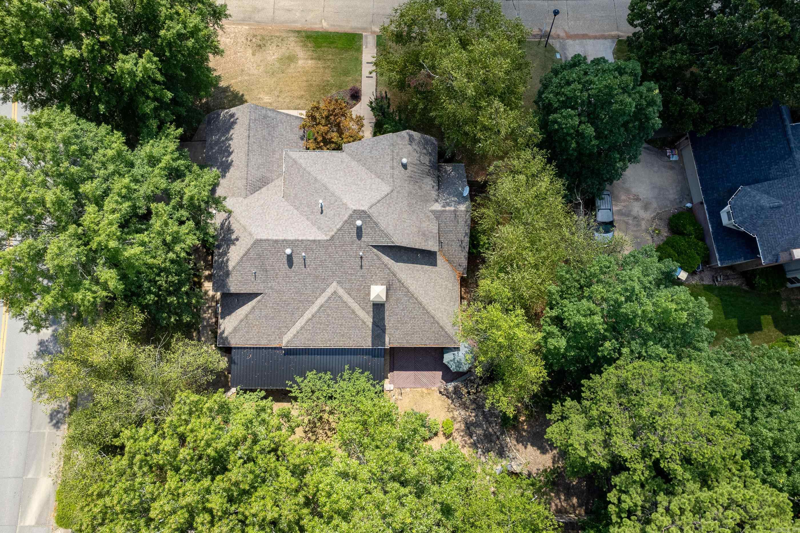 27 Lorian Drive
