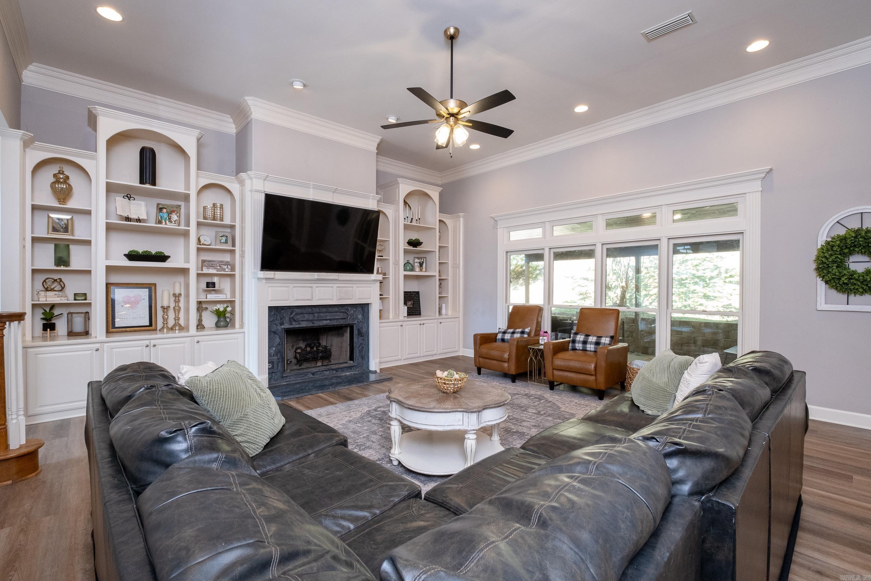 27 Lorian Drive
