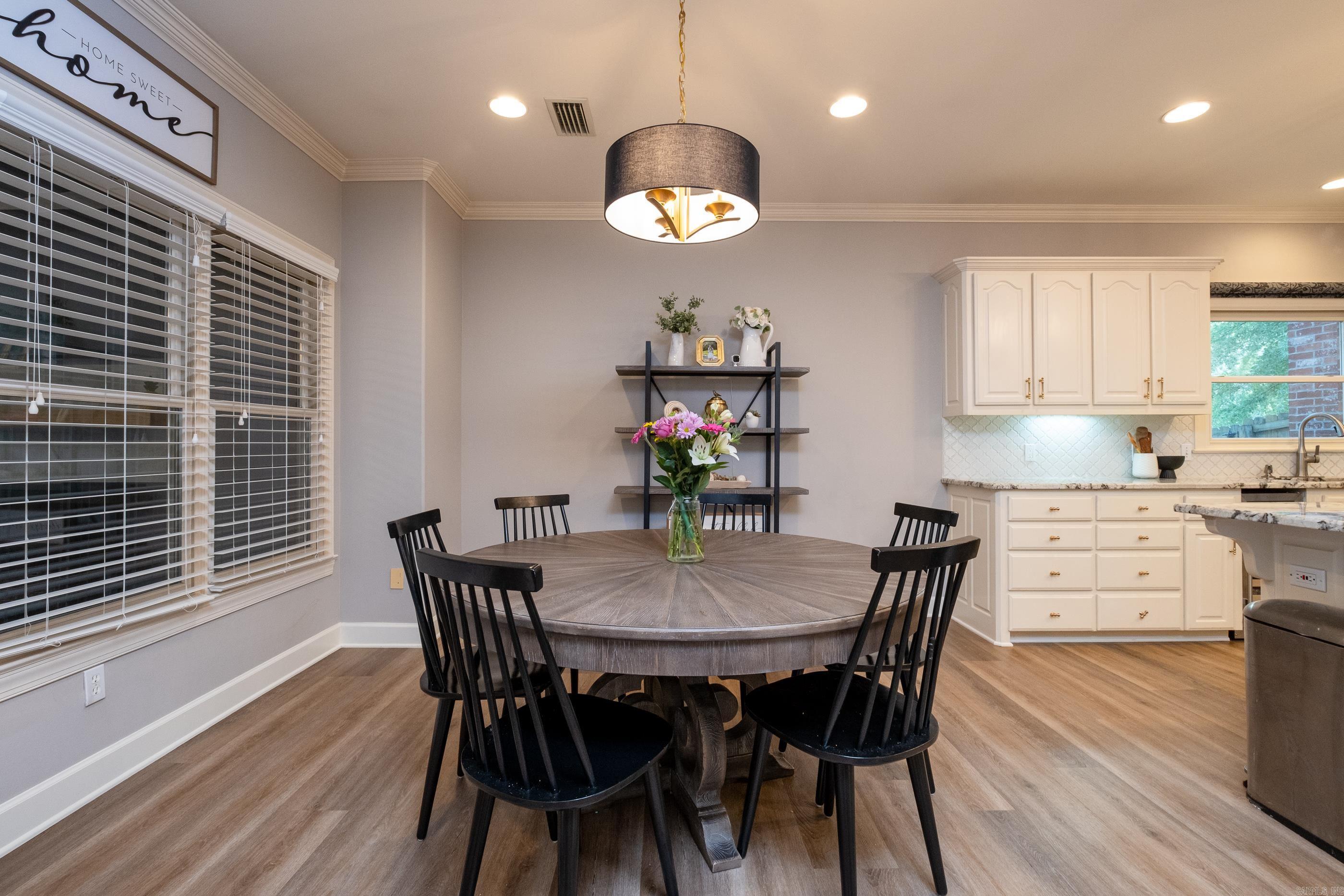27 Lorian Drive