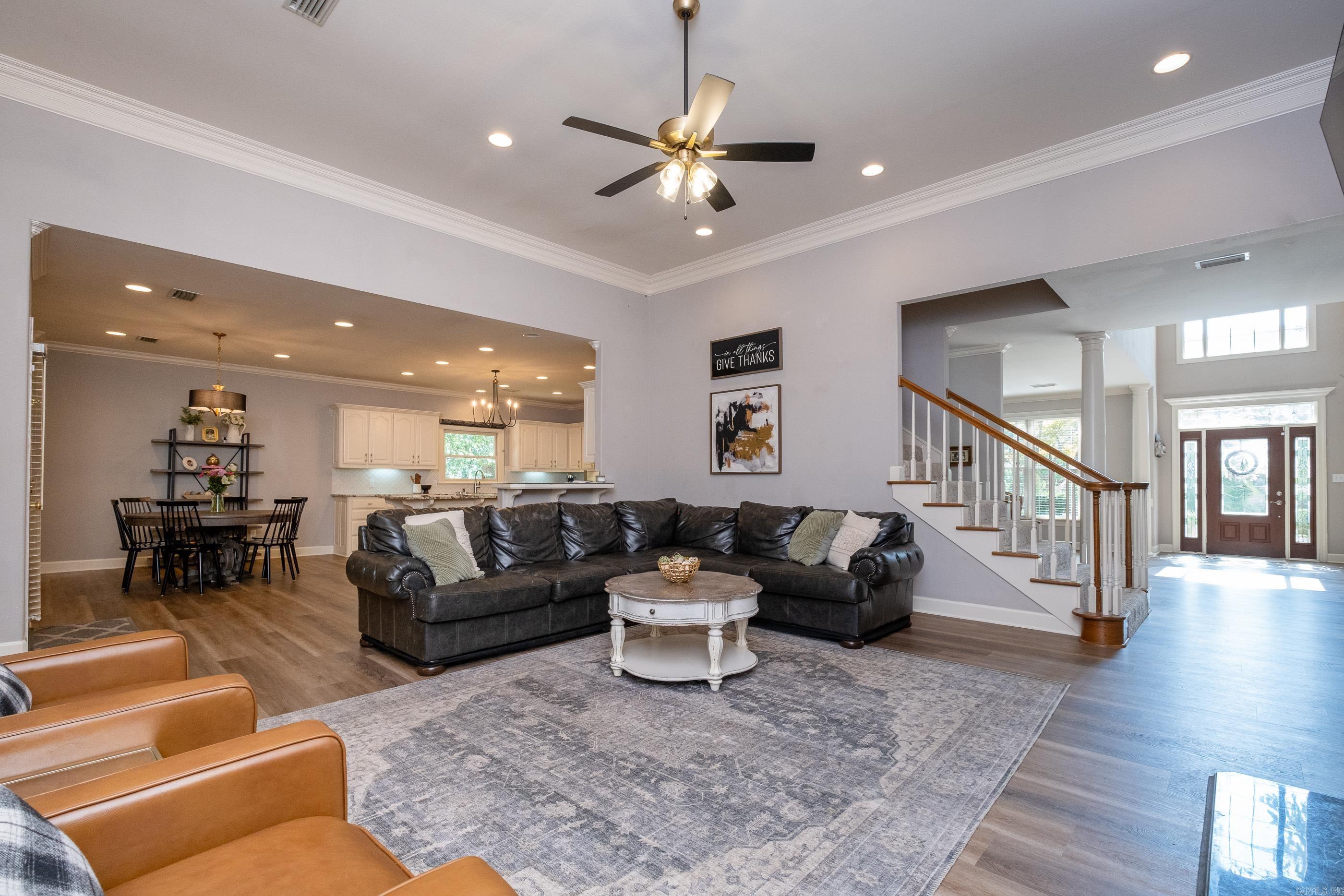 27 Lorian Drive