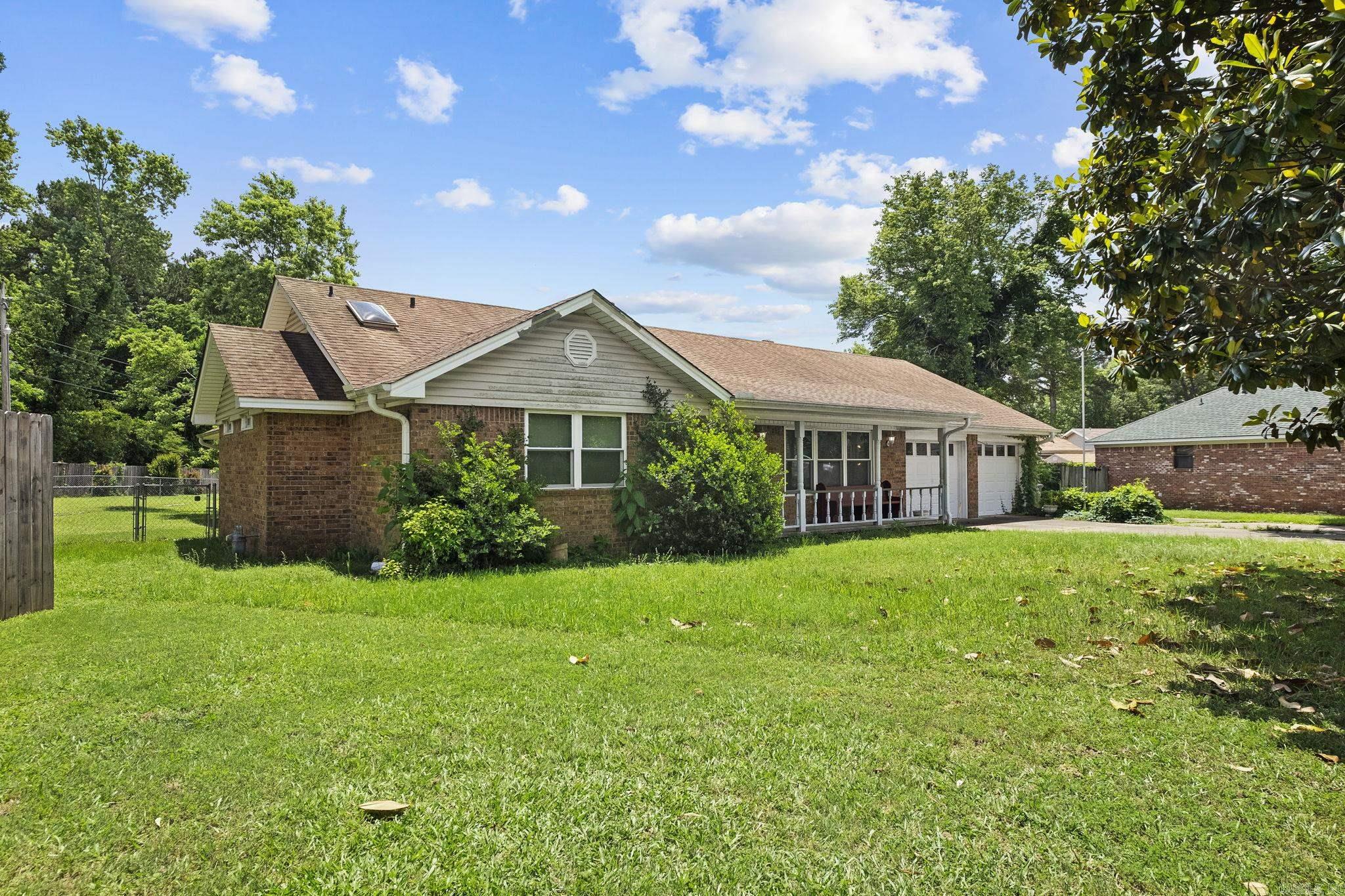 709 Nottingham Cove