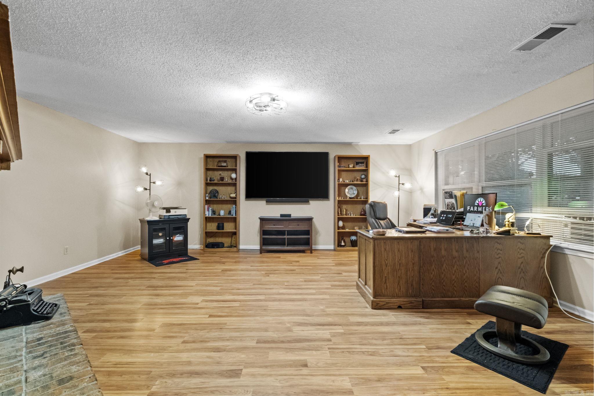 709 Nottingham Cove