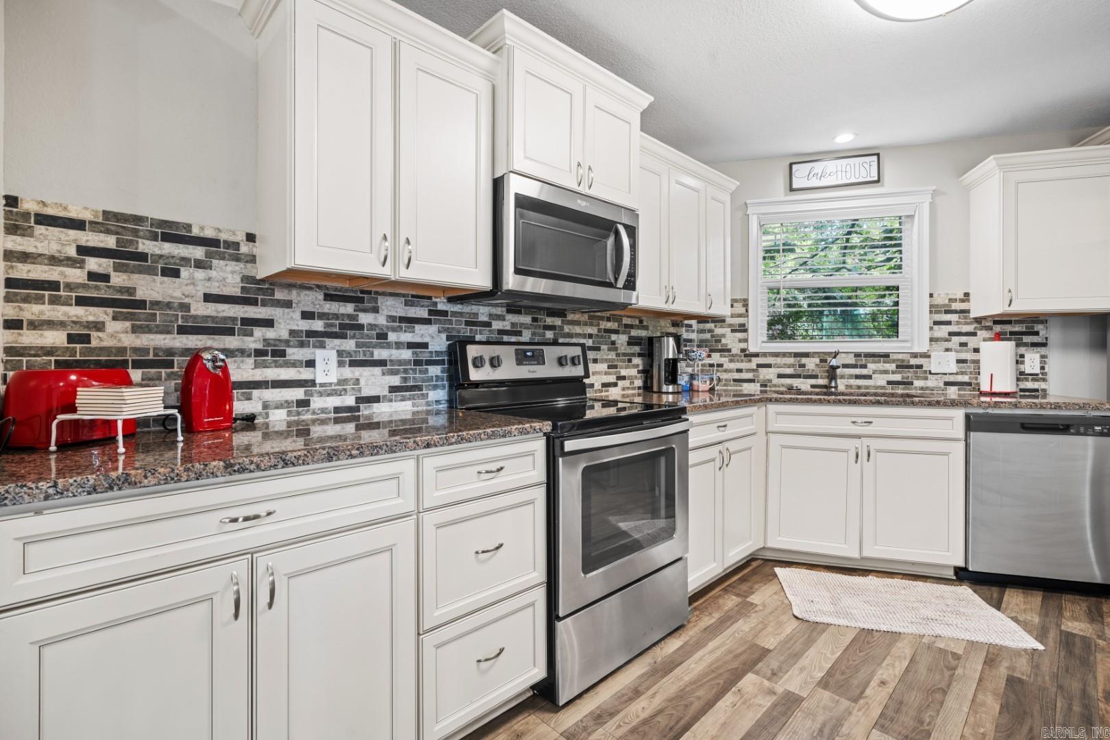 554 Grand Point Drive