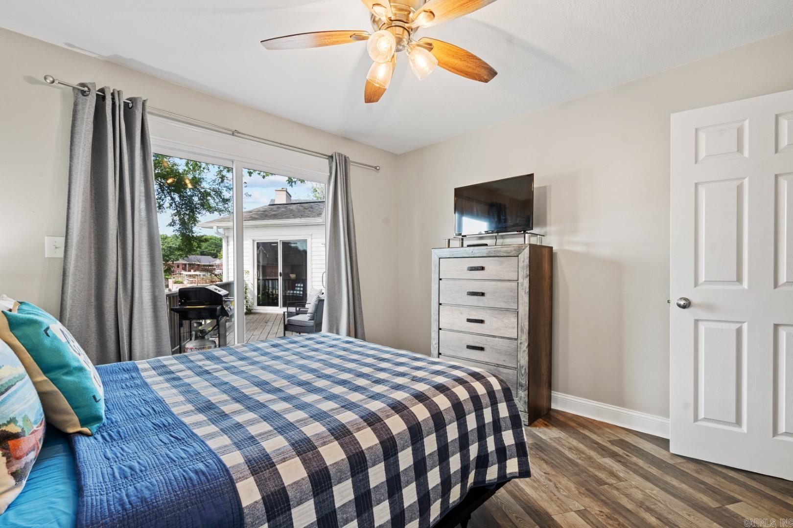 554 Grand Point Drive