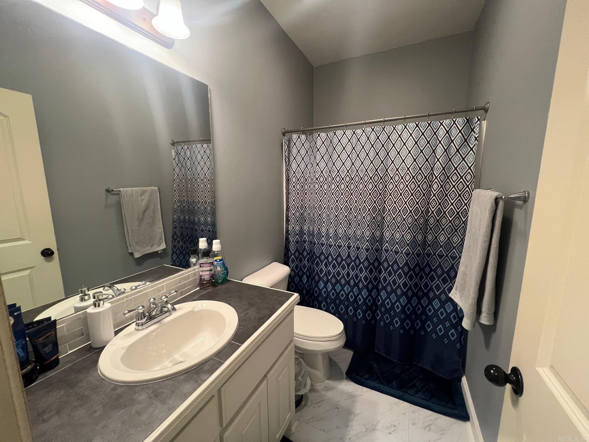 13701 Harewood Manor