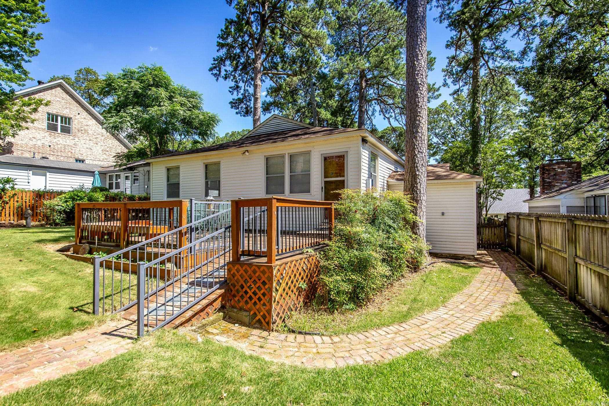 6712 Brentwood Road