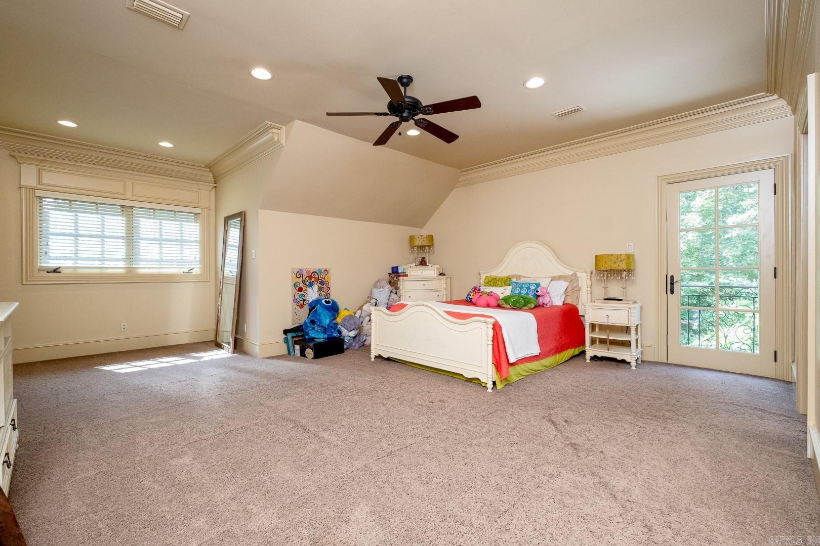 5 Chenal Downs Blvd.