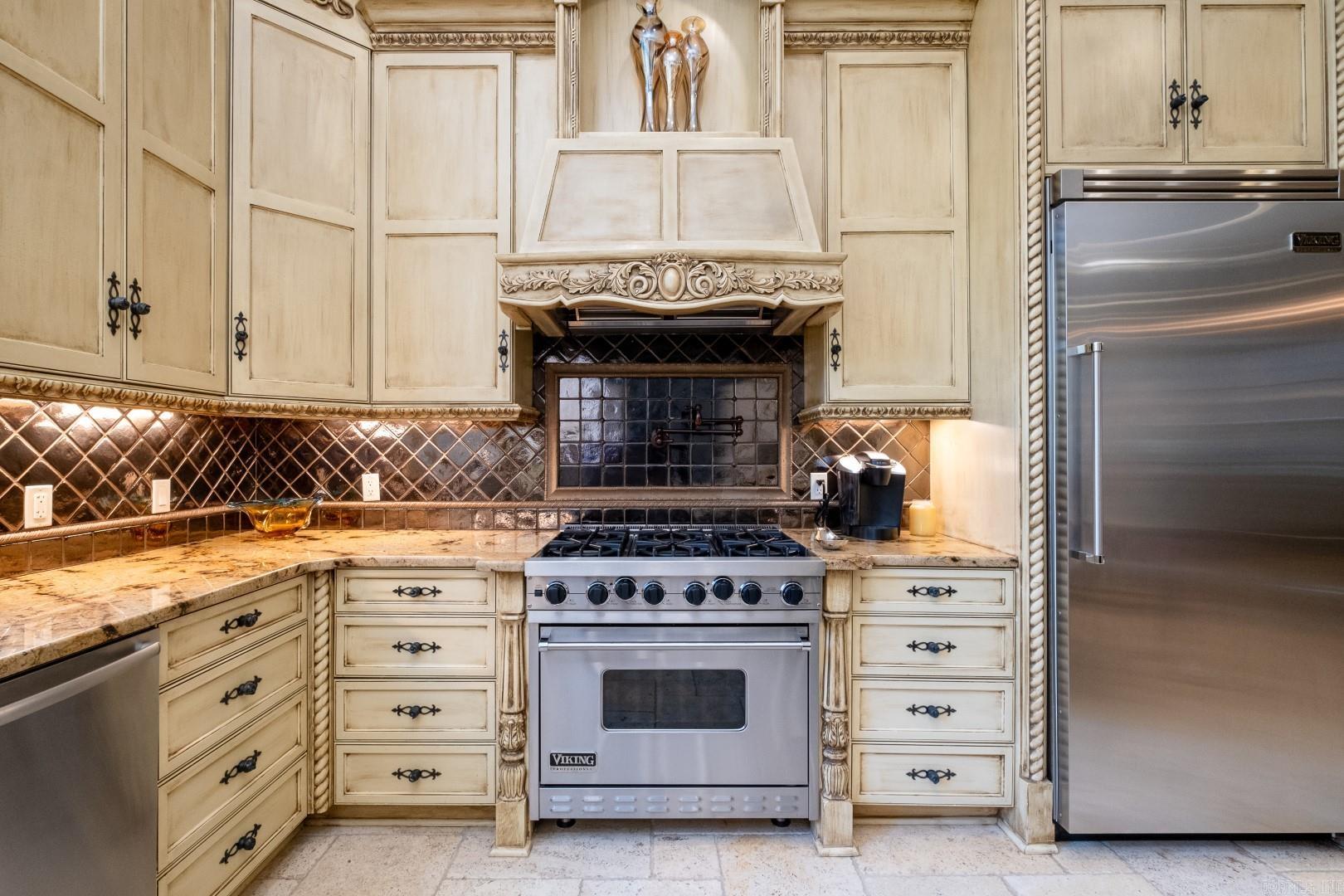 5 Chenal Downs Blvd.