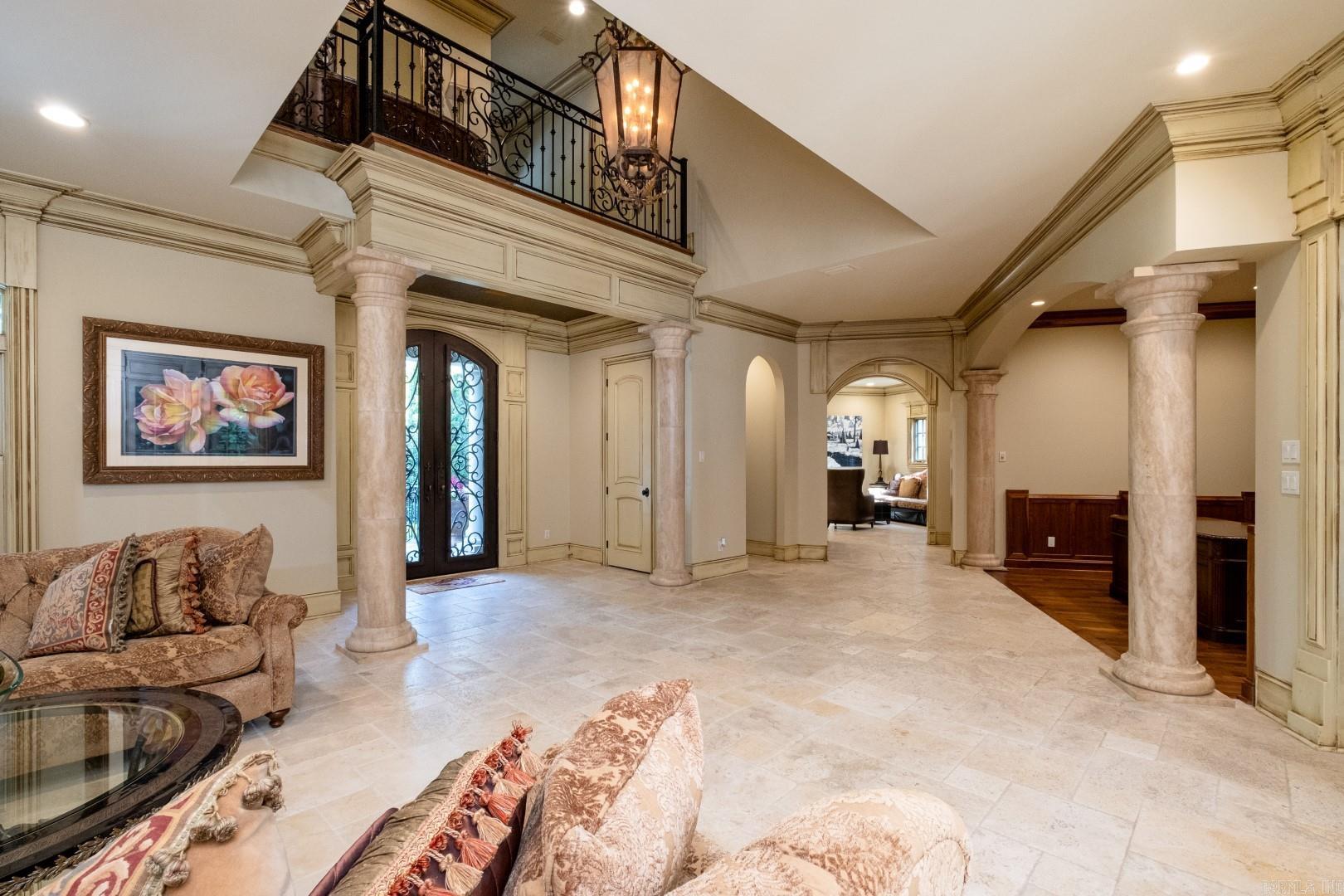 5 Chenal Downs Blvd.