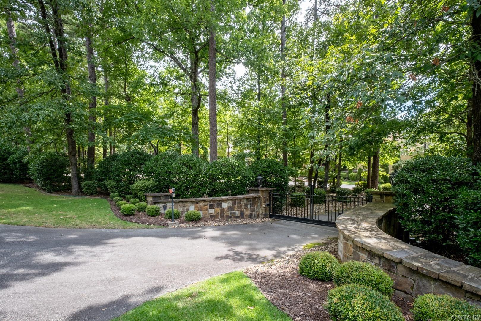 5 Chenal Downs Blvd.