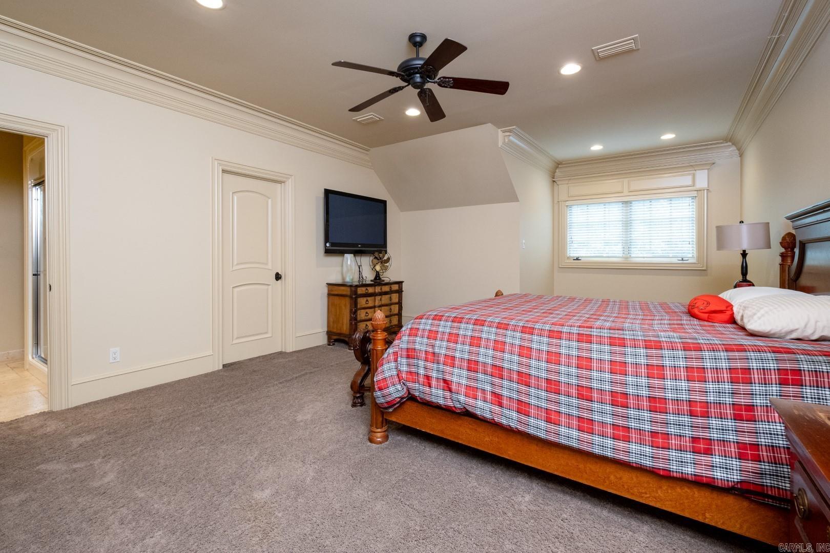 5 Chenal Downs Blvd.