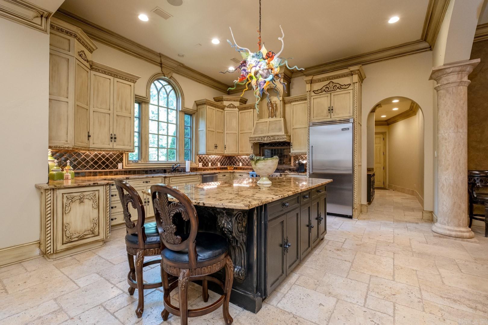 5 Chenal Downs Blvd.