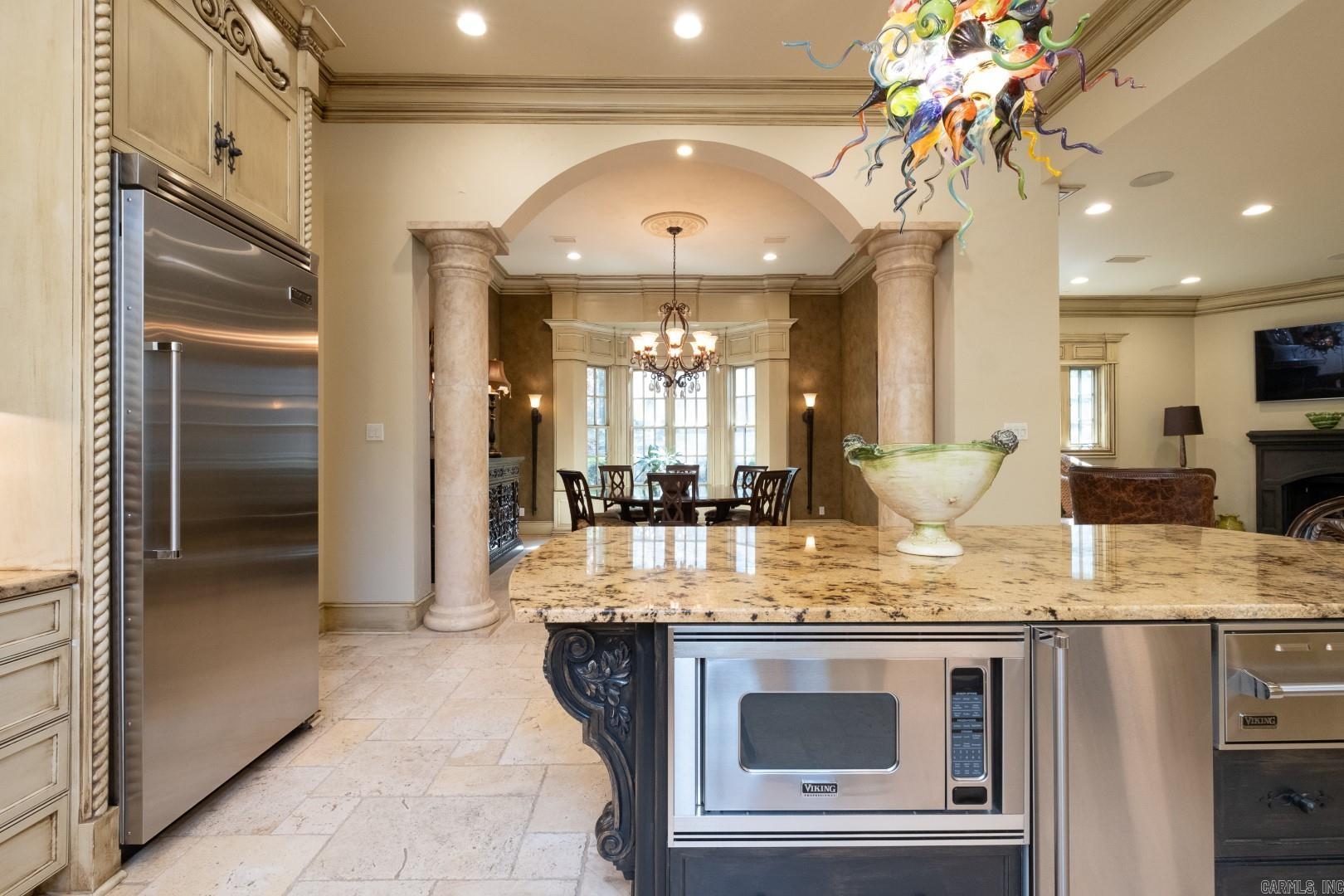 5 Chenal Downs Blvd.