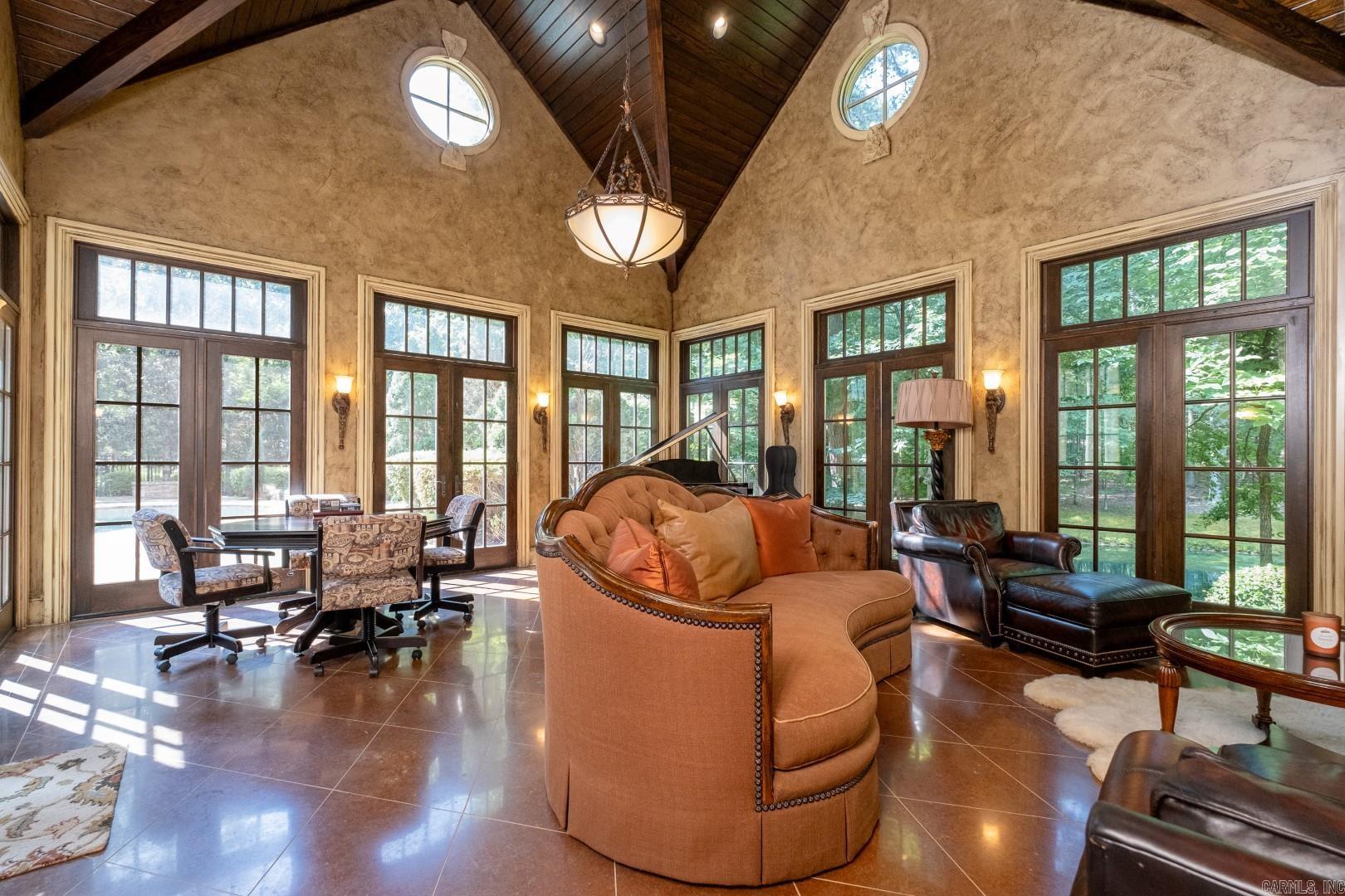 5 Chenal Downs Blvd.