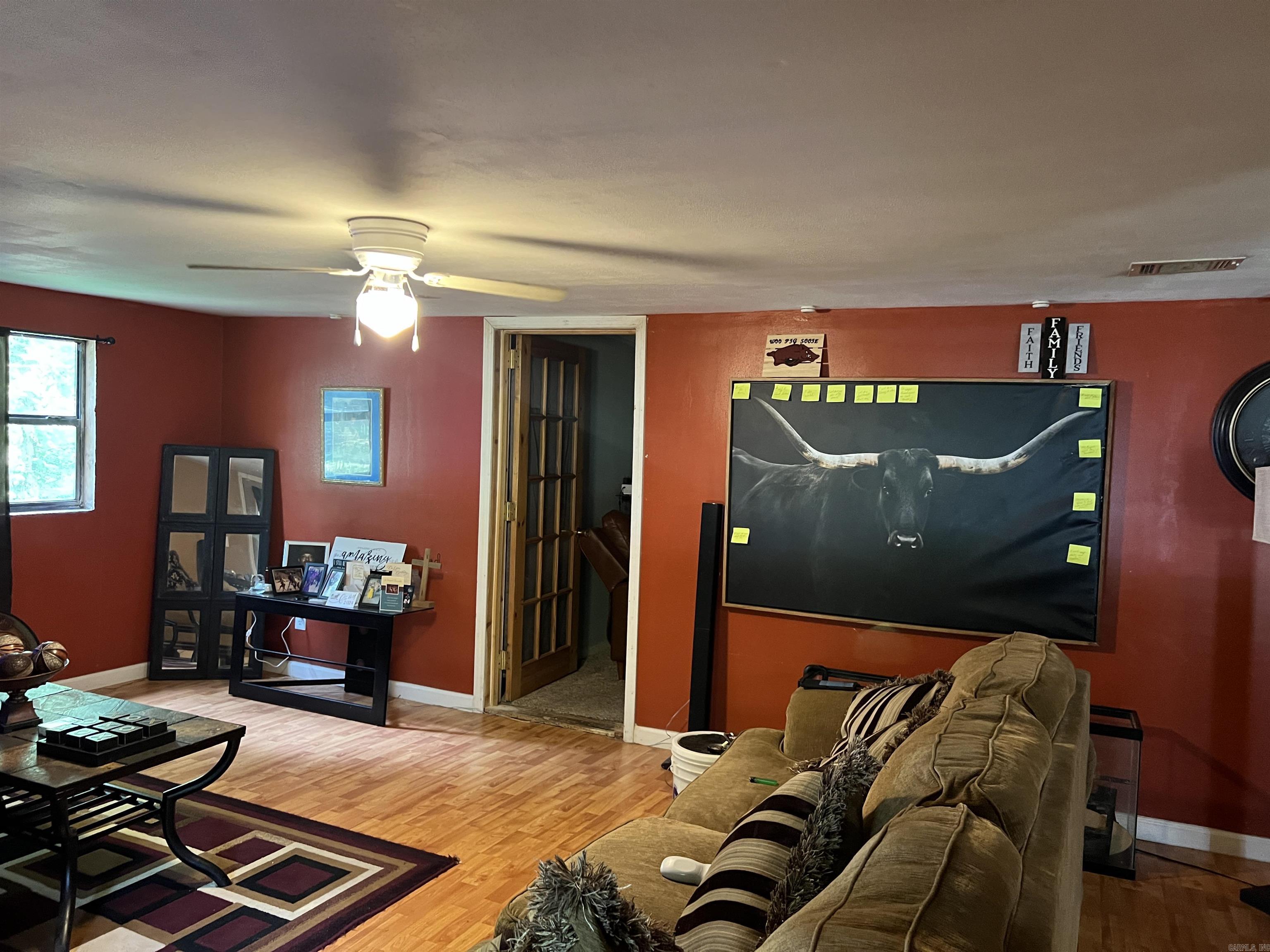 9925 Meadowood Drive