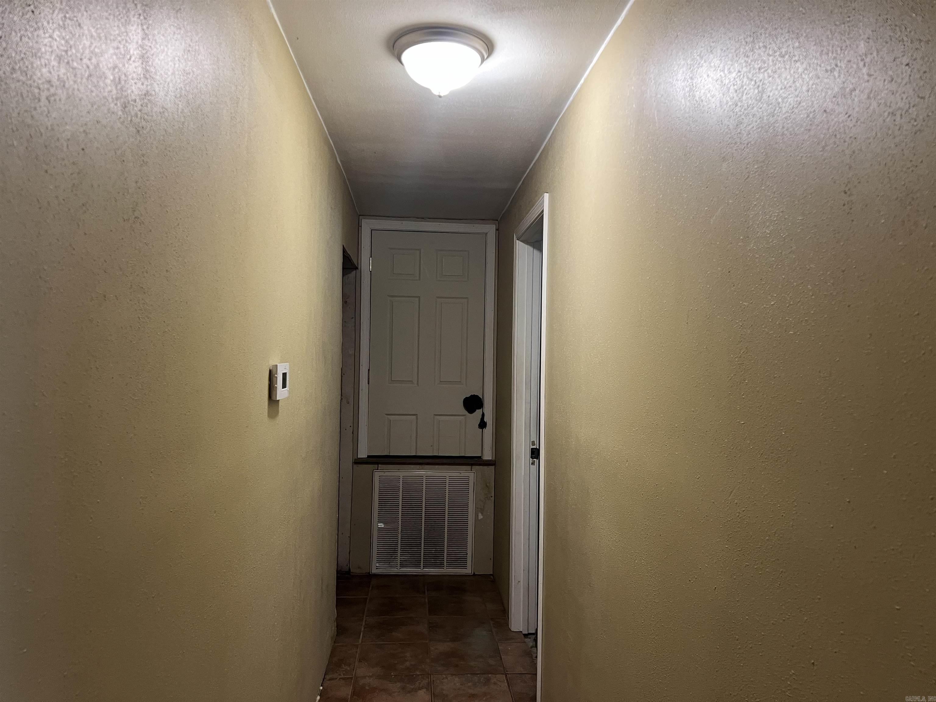 9925 Meadowood Drive