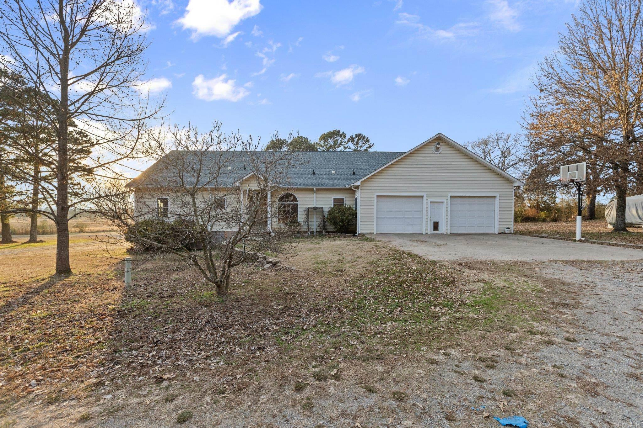 11200 Snow Cove