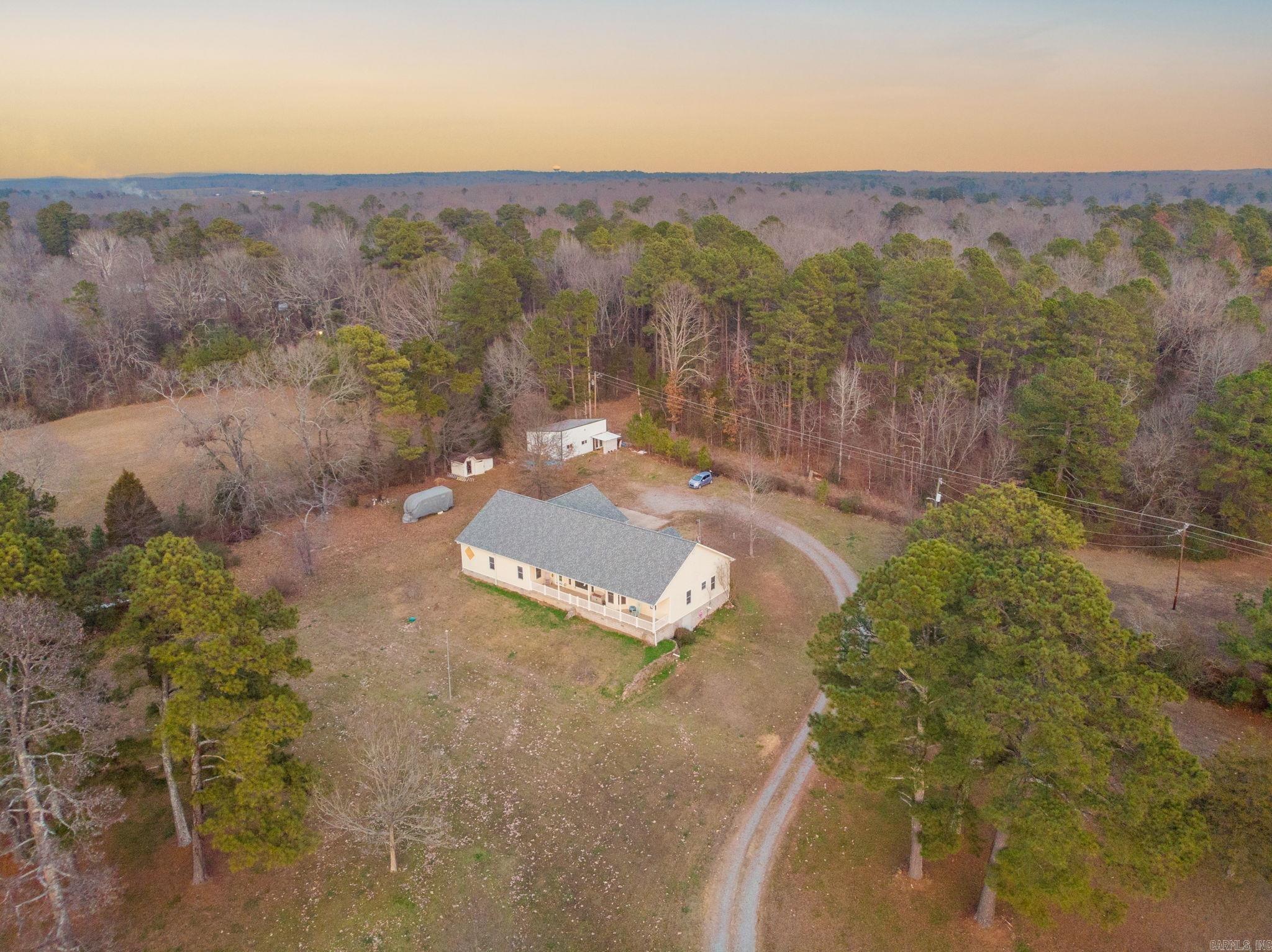 11200 Snow Cove