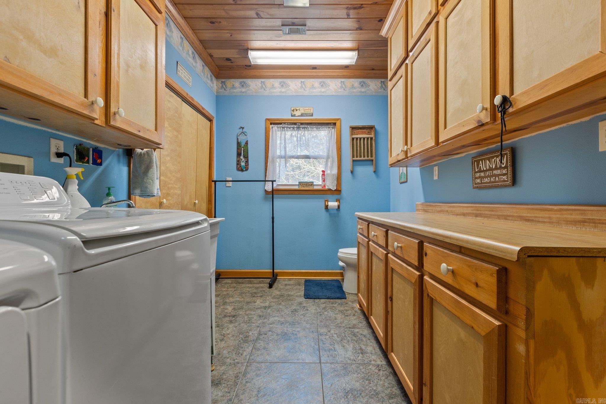 11200 Snow Cove