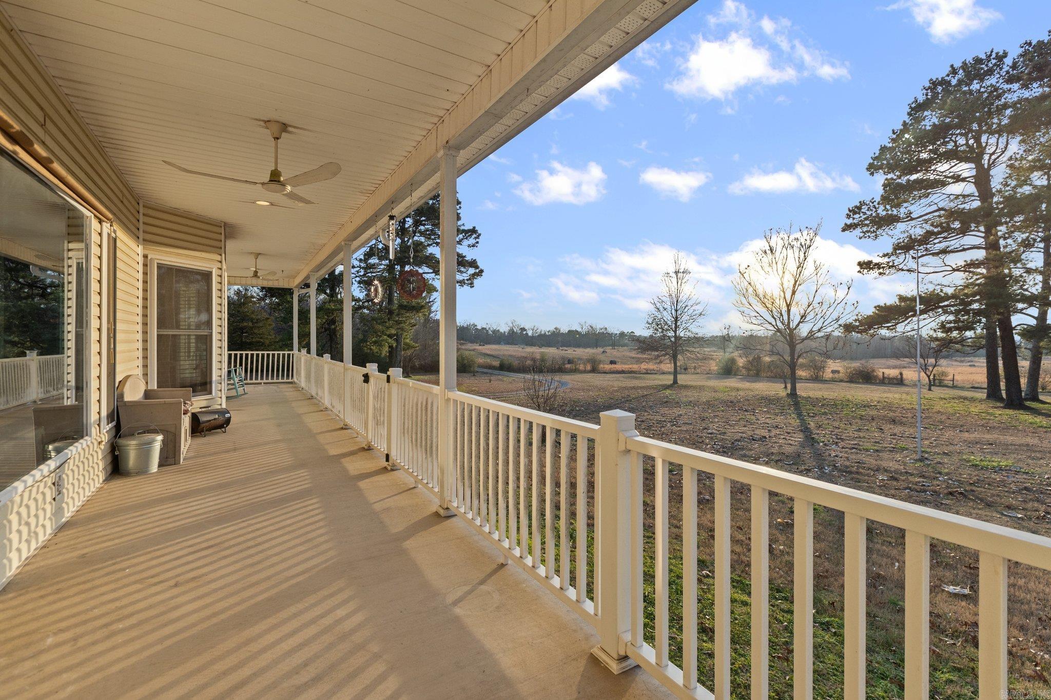 11200 Snow Cove