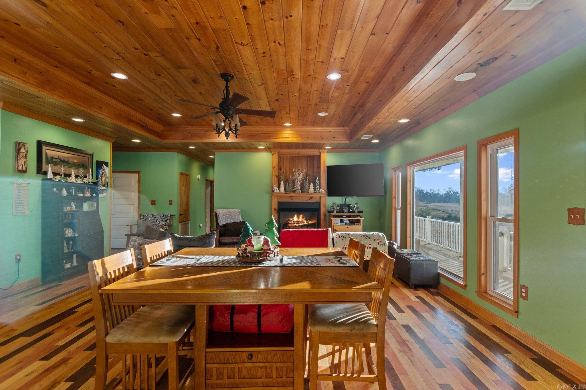 11200 Snow Cove