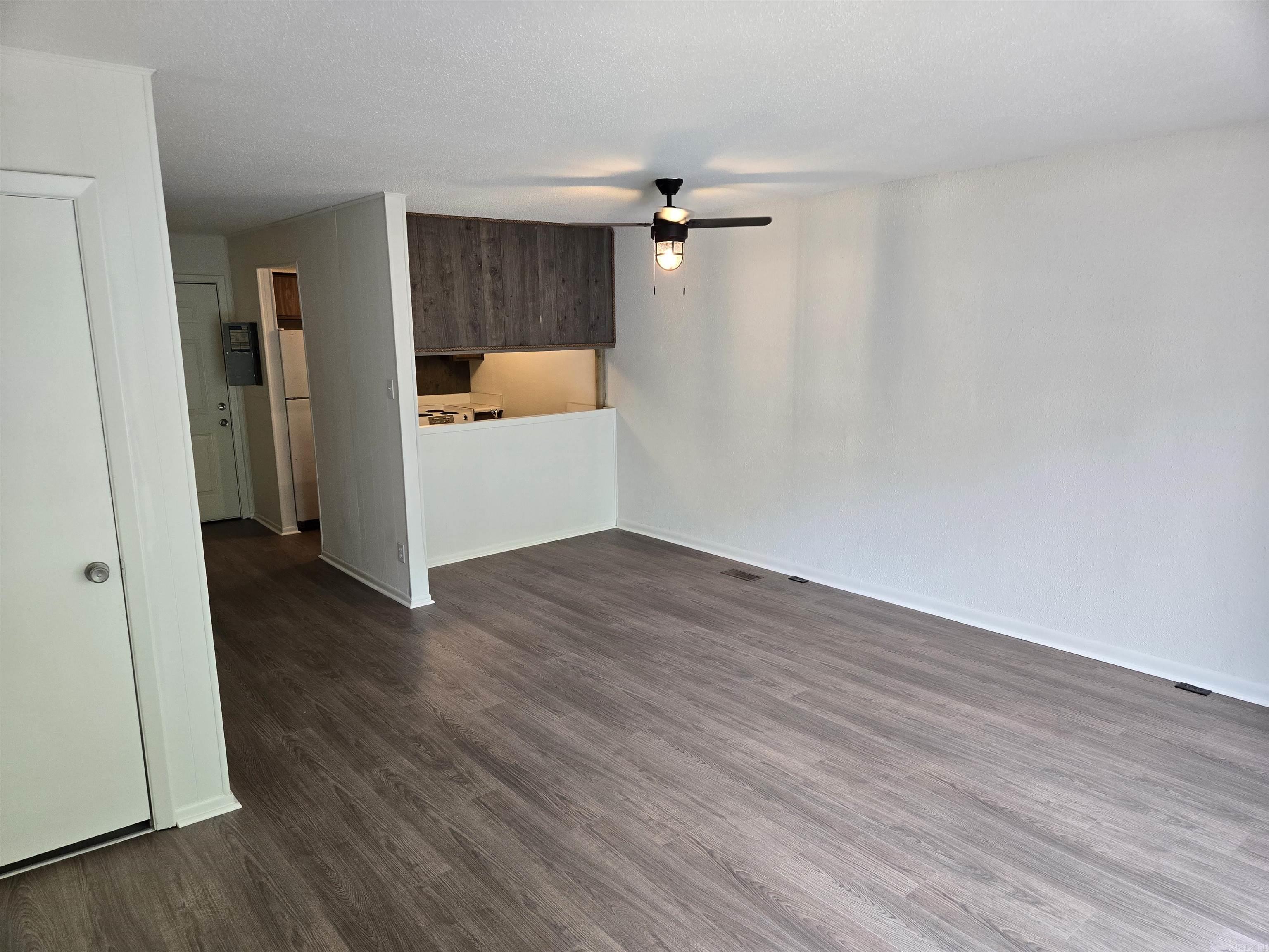 104 Chelsea Dr #49