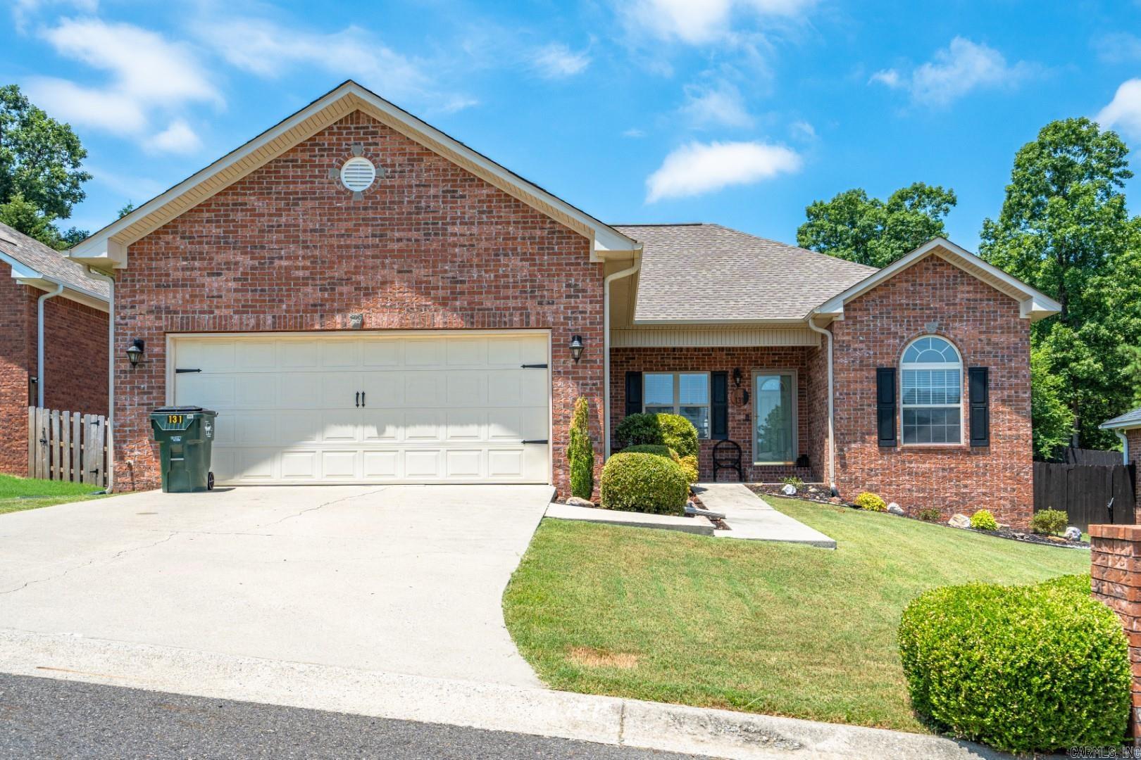 131 Westoak Place