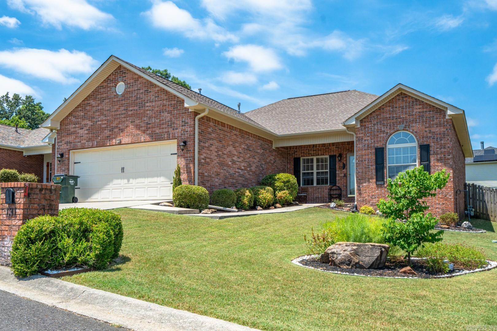 131 Westoak Place
