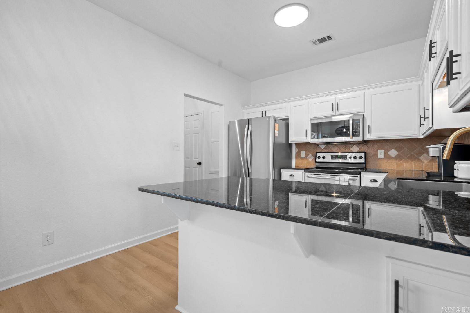 131 Westoak Place