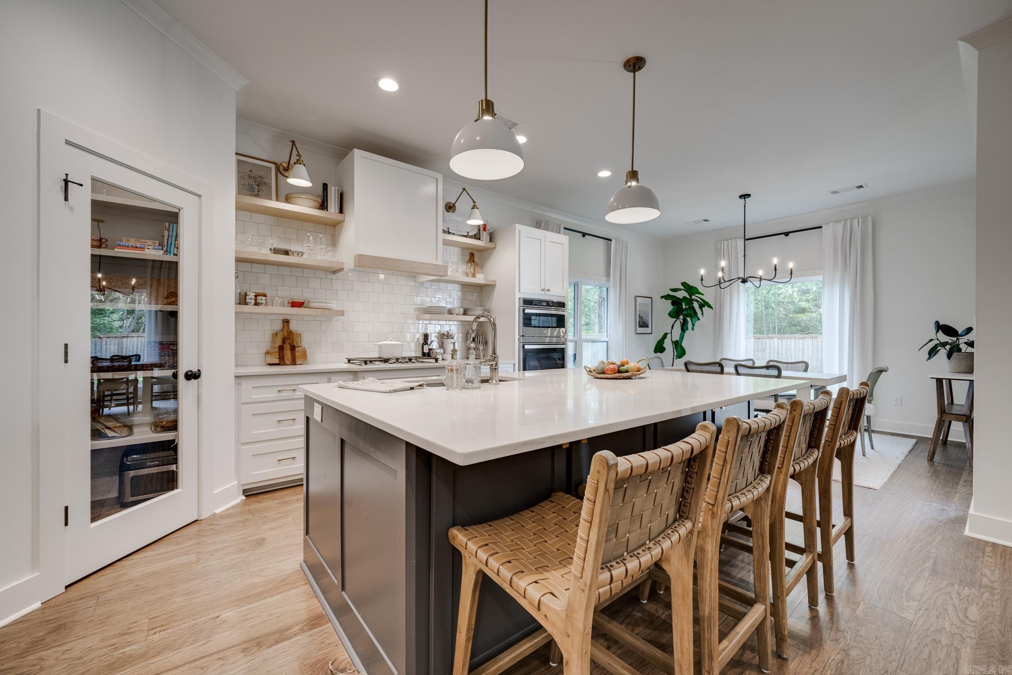 2960 Salem Oaks Drive