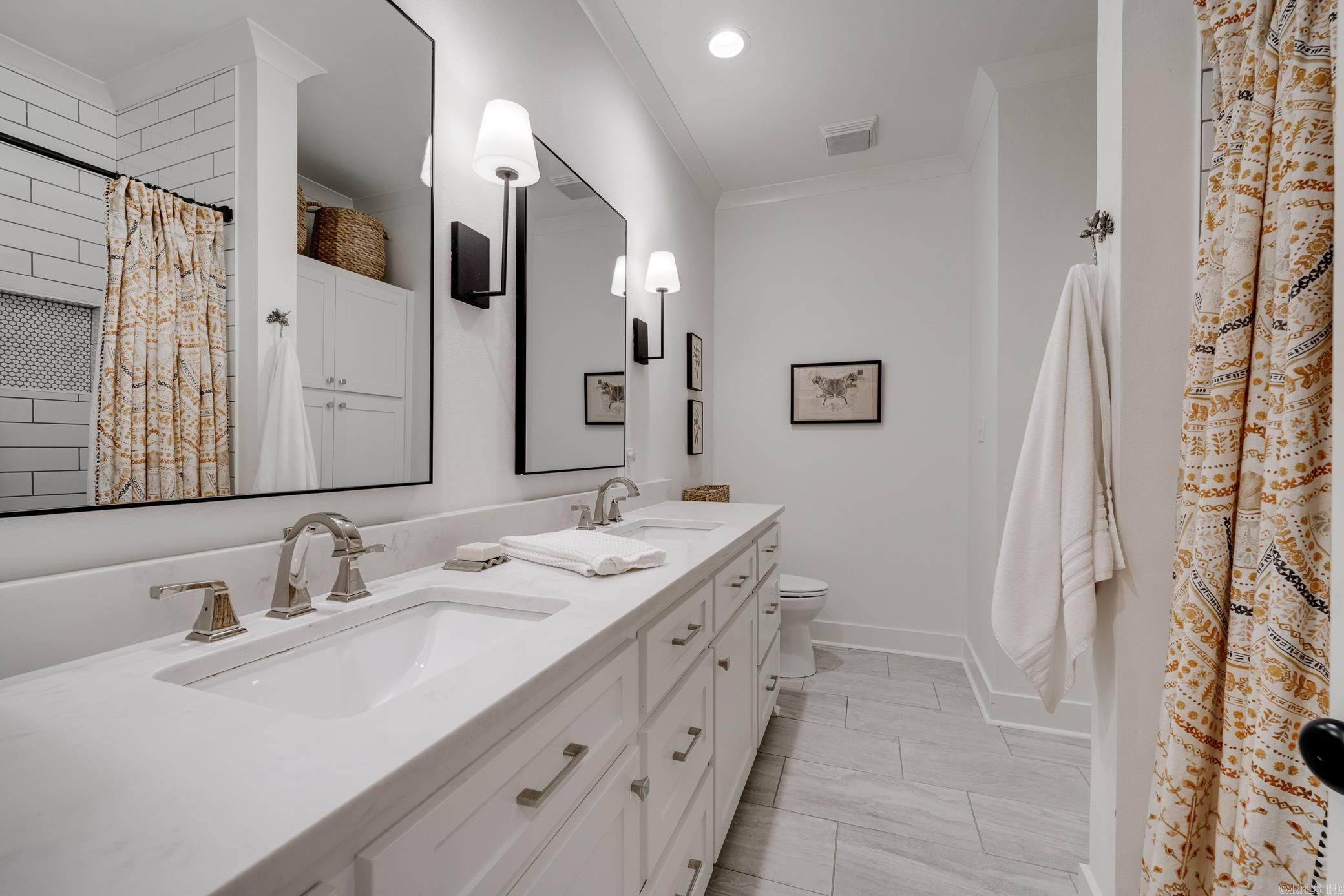 2960 Salem Oaks Drive