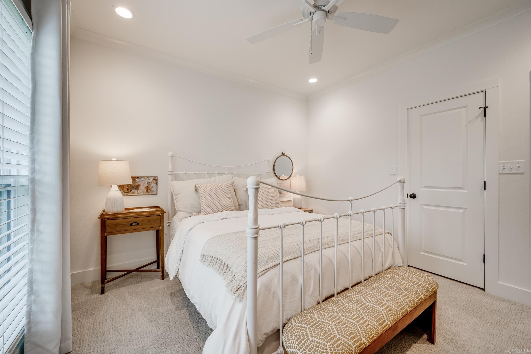 2960 Salem Oaks Drive