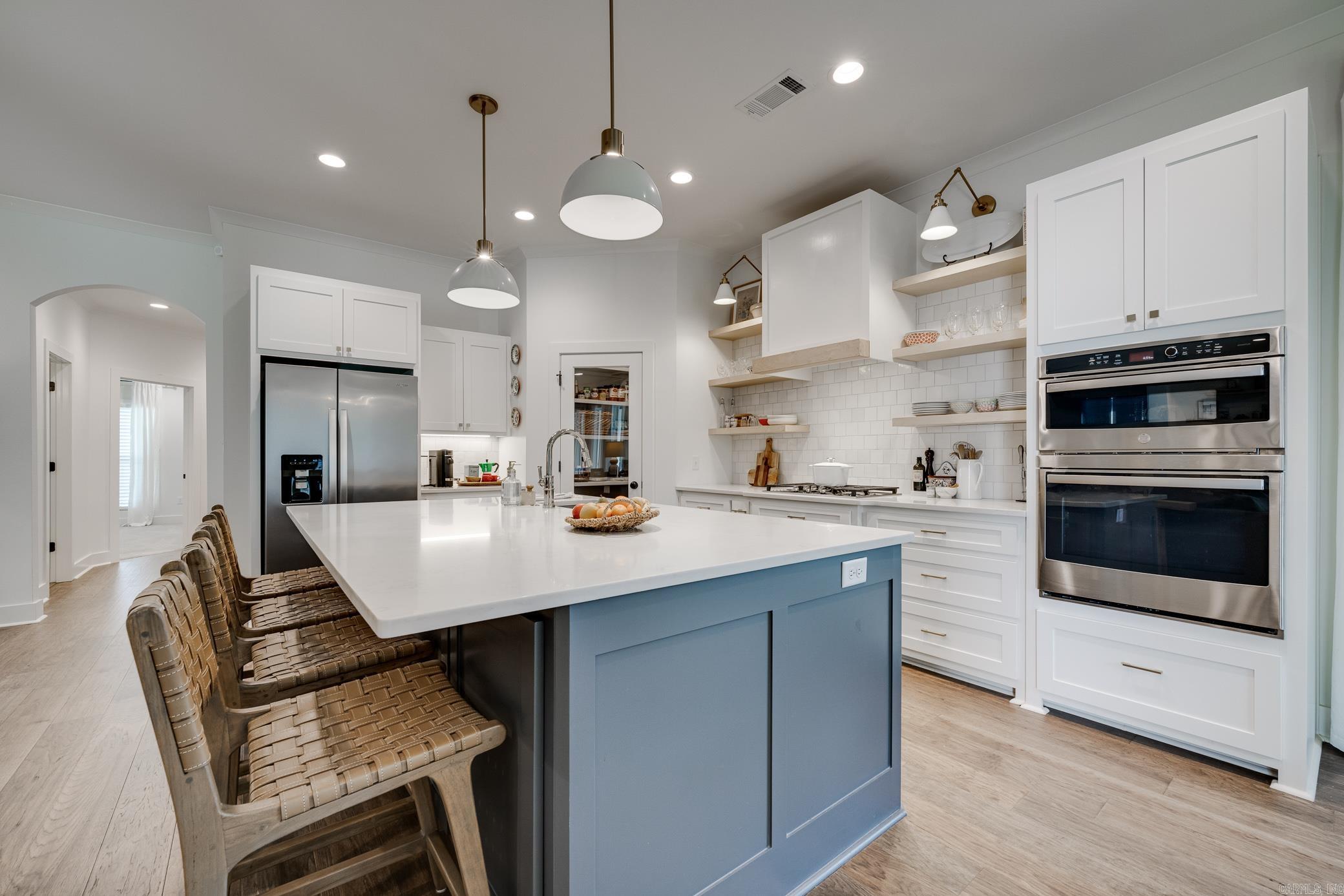 2960 Salem Oaks Drive