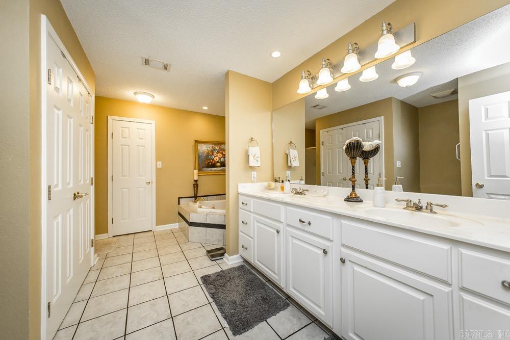 14 Wild Plum Cove